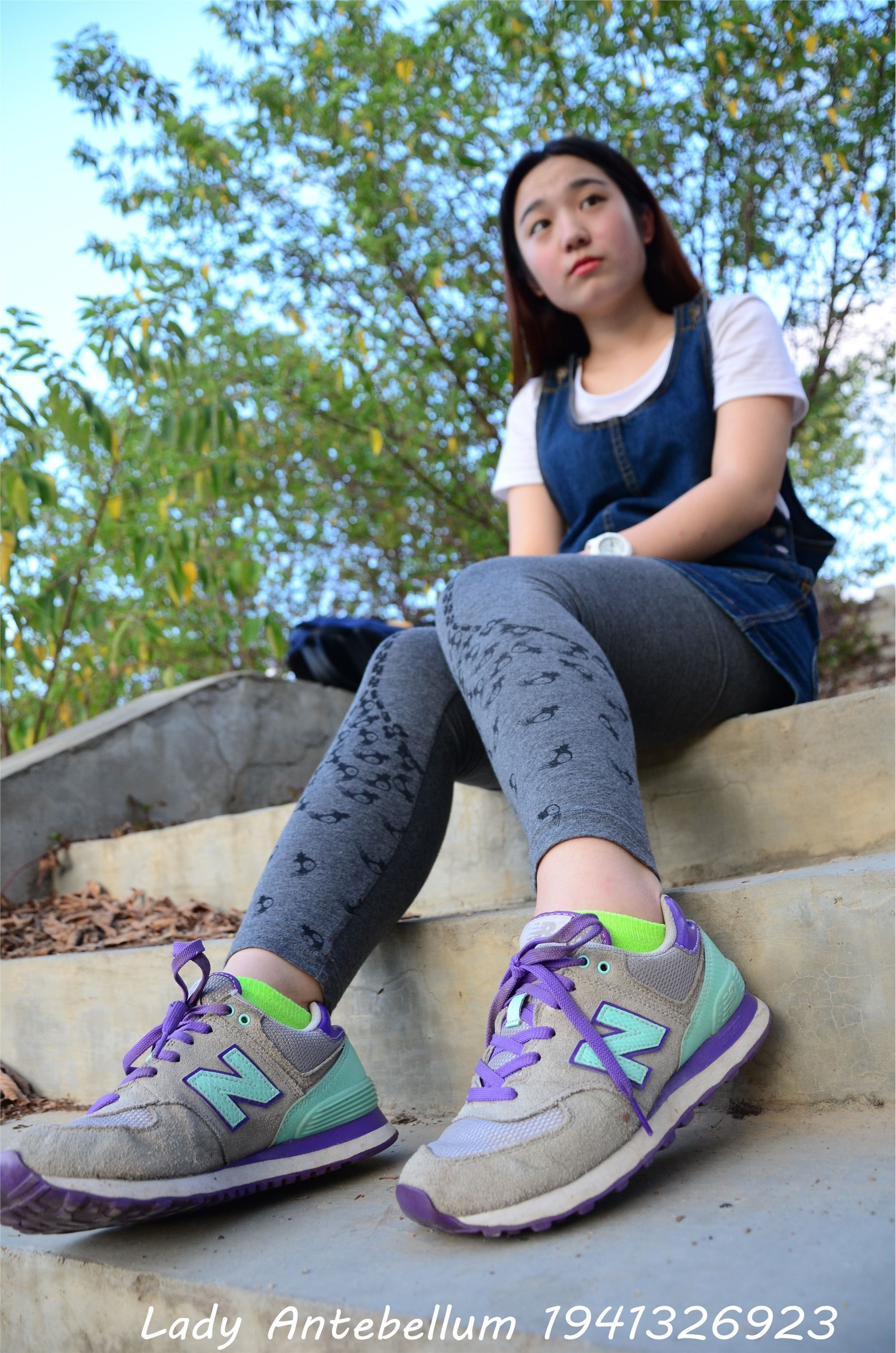 战前女神  恋足美腿棉袜女神级摄影套图 094