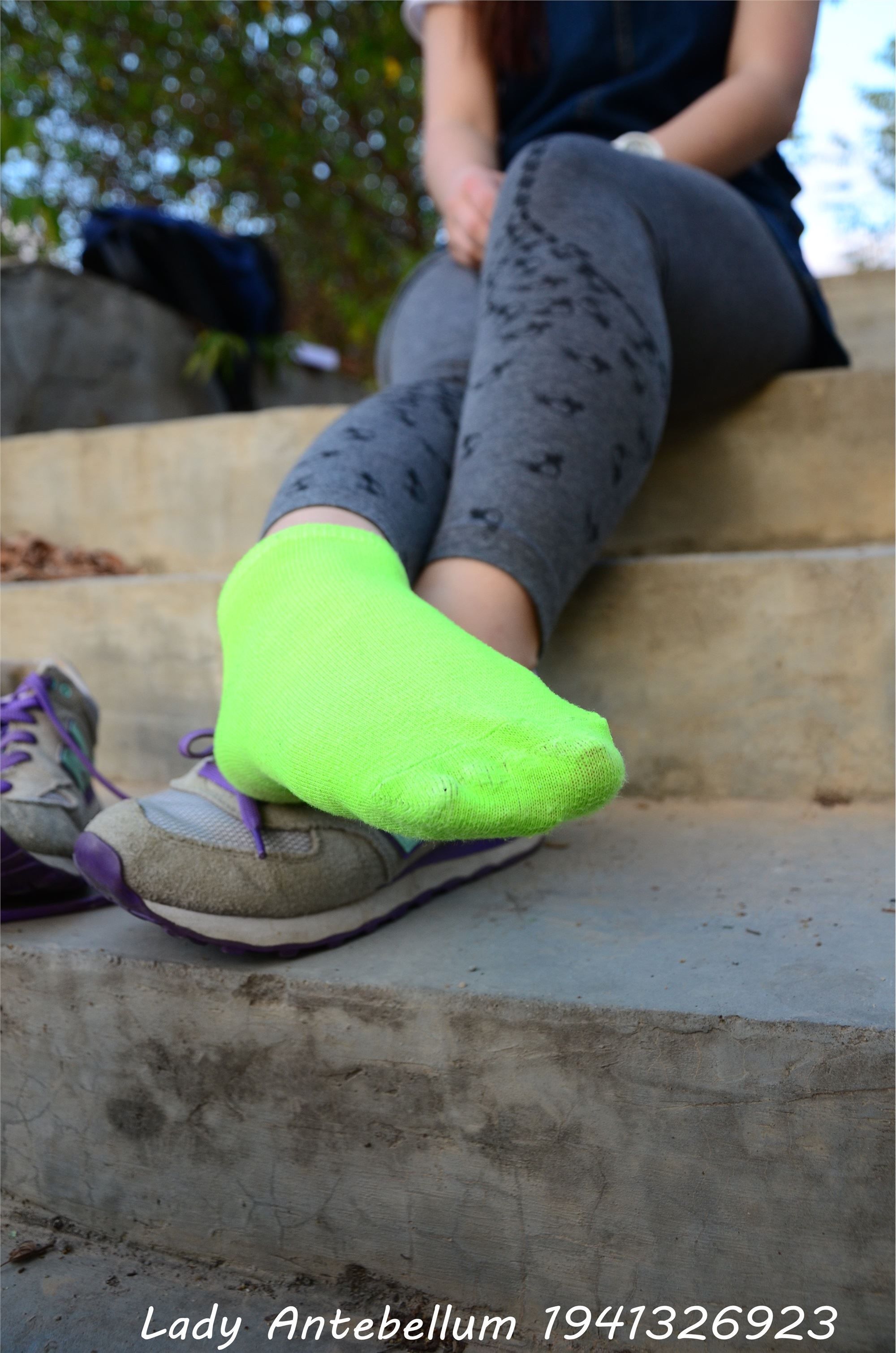 战前女神  恋足美腿棉袜女神级摄影套图 094