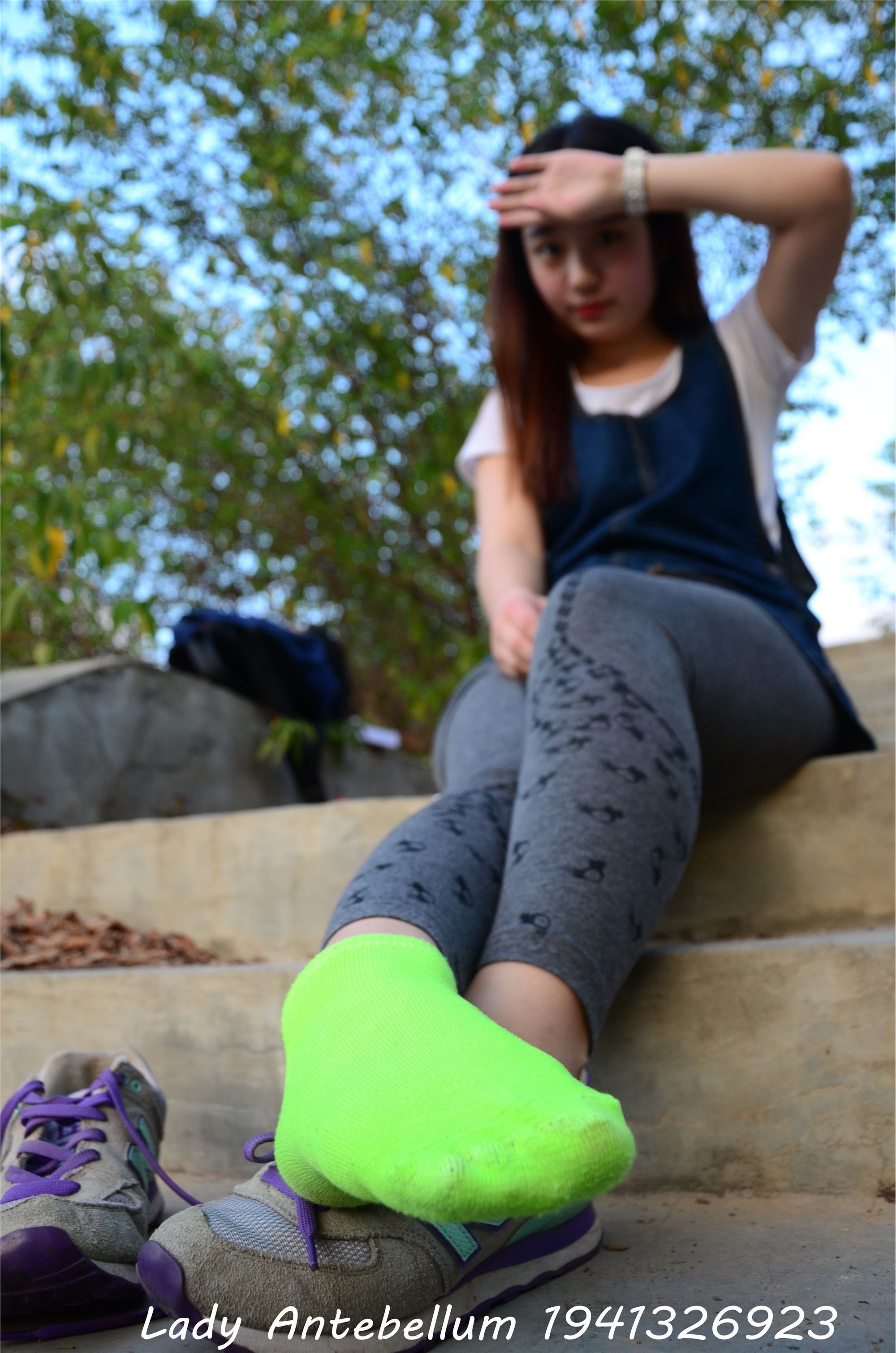 战前女神  恋足美腿棉袜女神级摄影套图 094