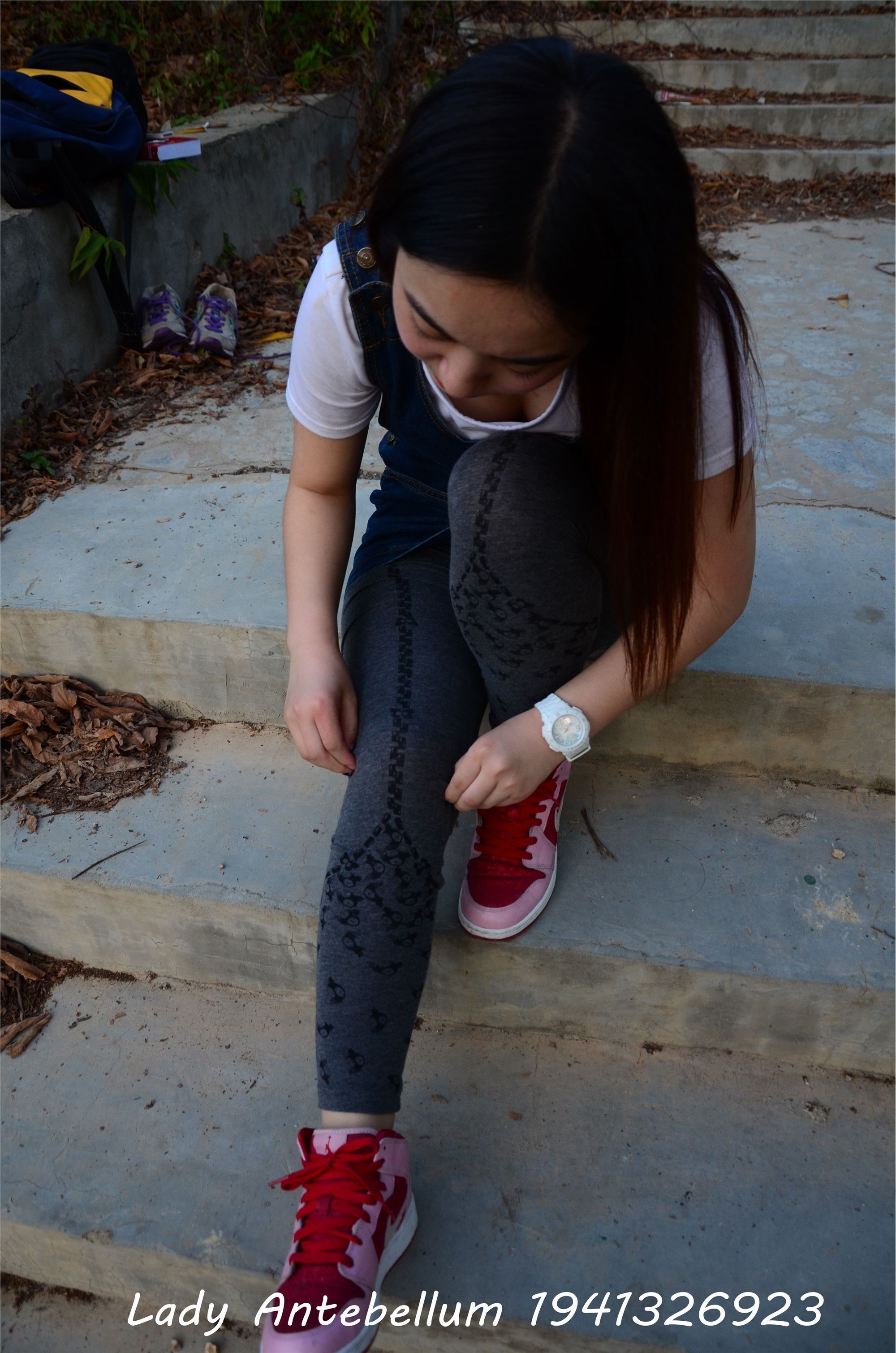 战前女神  恋足美腿棉袜女神级摄影套图 095