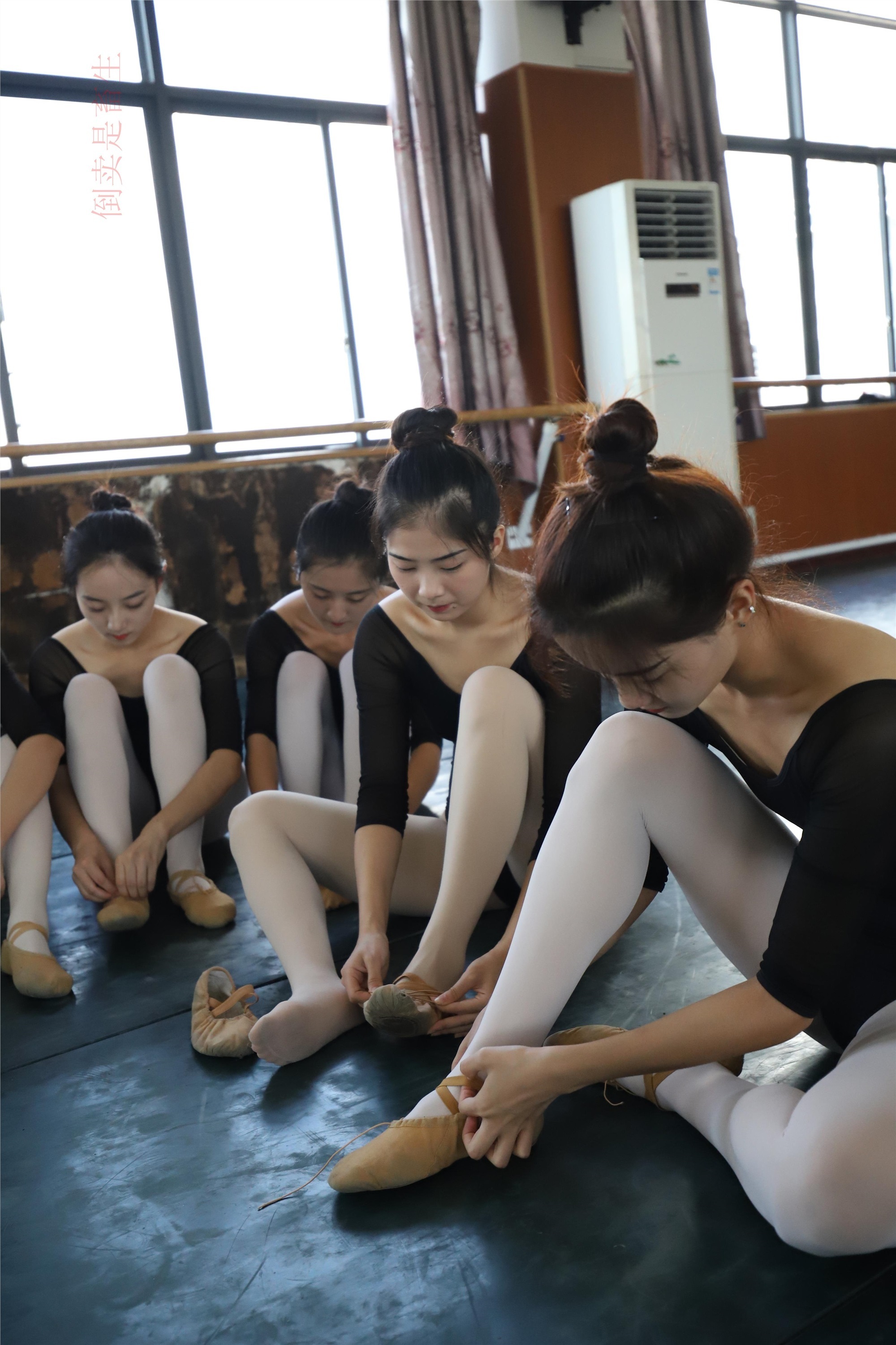 大西瓜美女图片 W001 舞蹈统一825p1