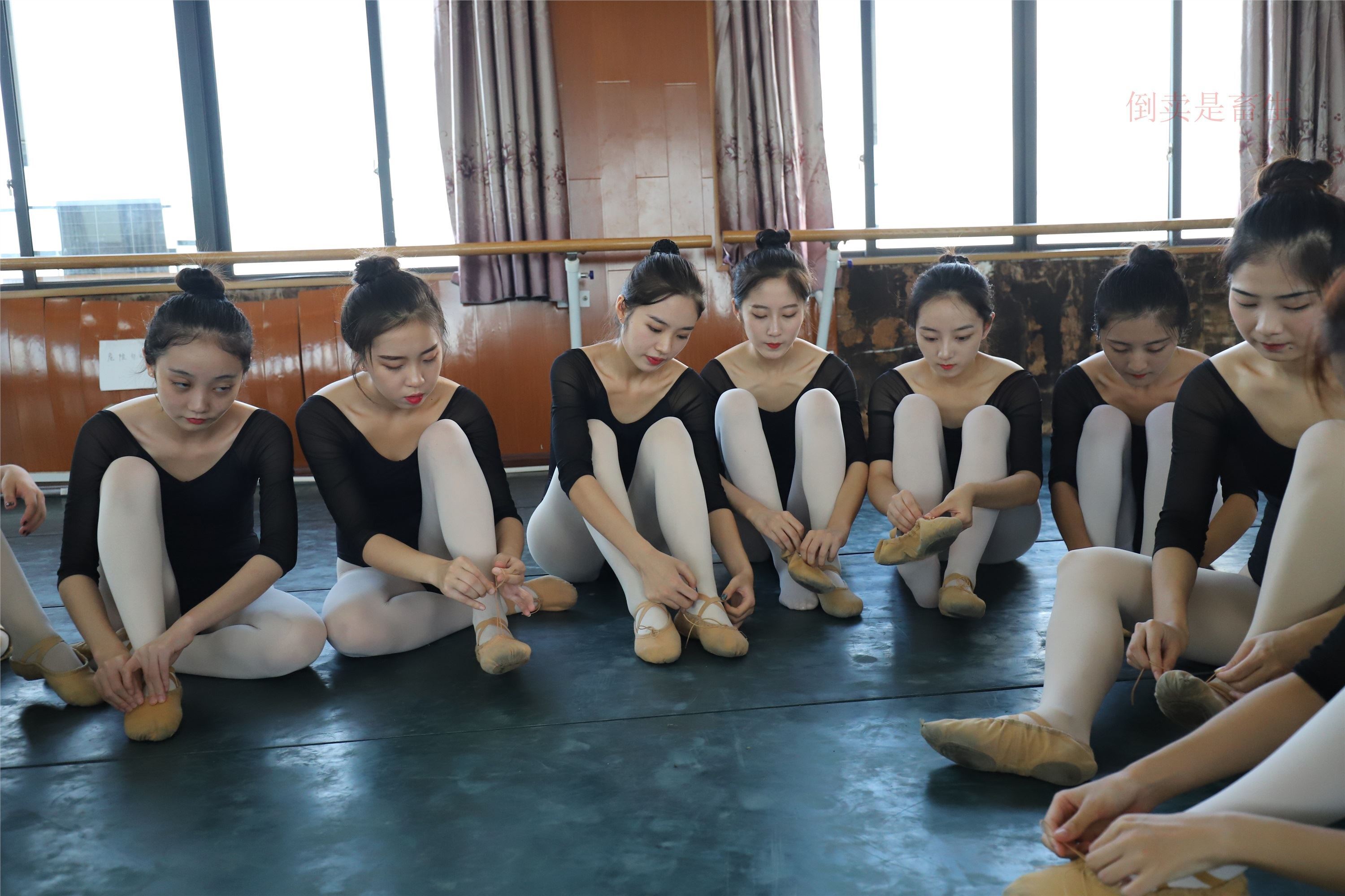 大西瓜美女图片 W001 舞蹈统一825p1