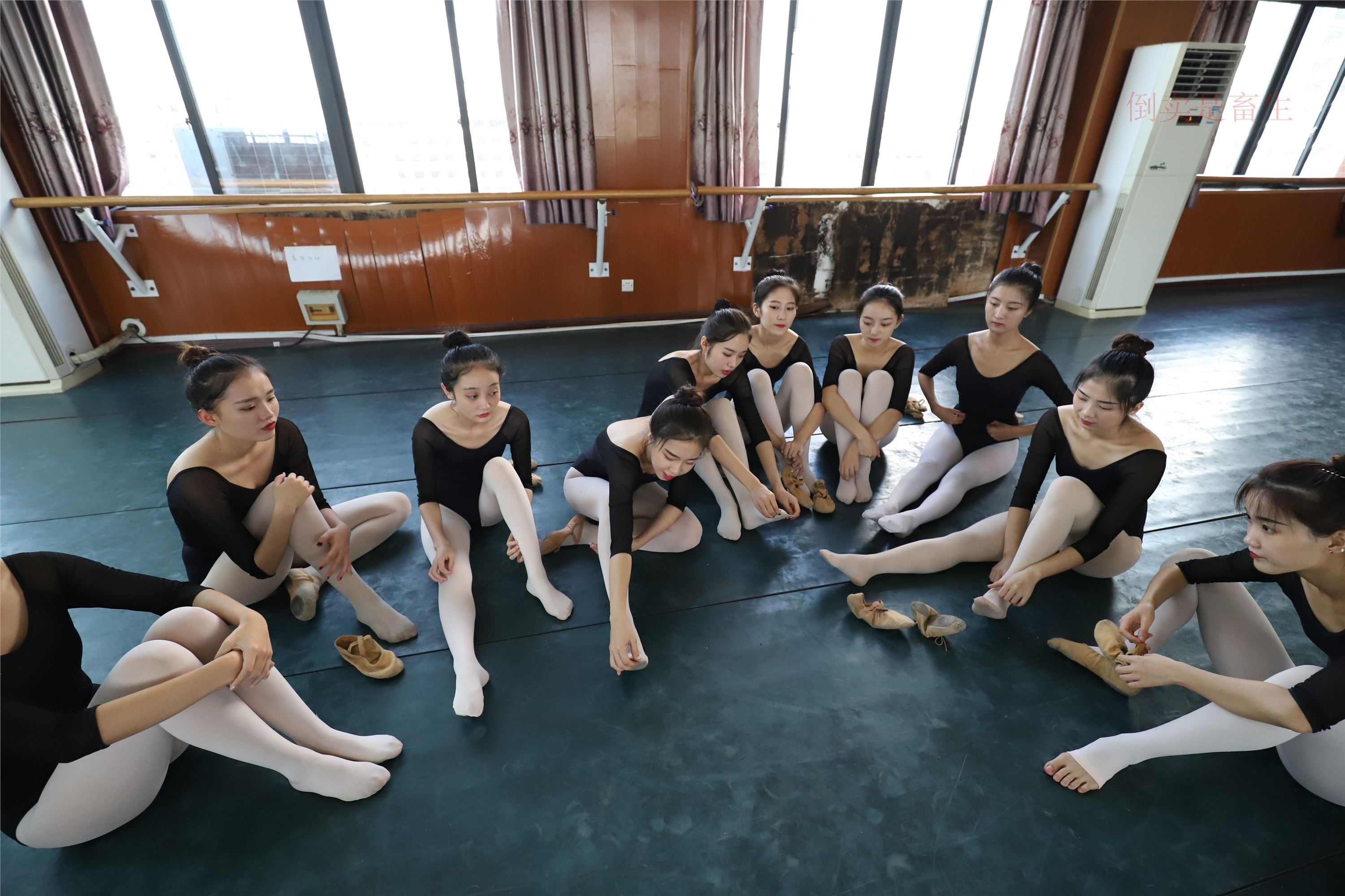 大西瓜美女图片 W001 舞蹈统一825p1