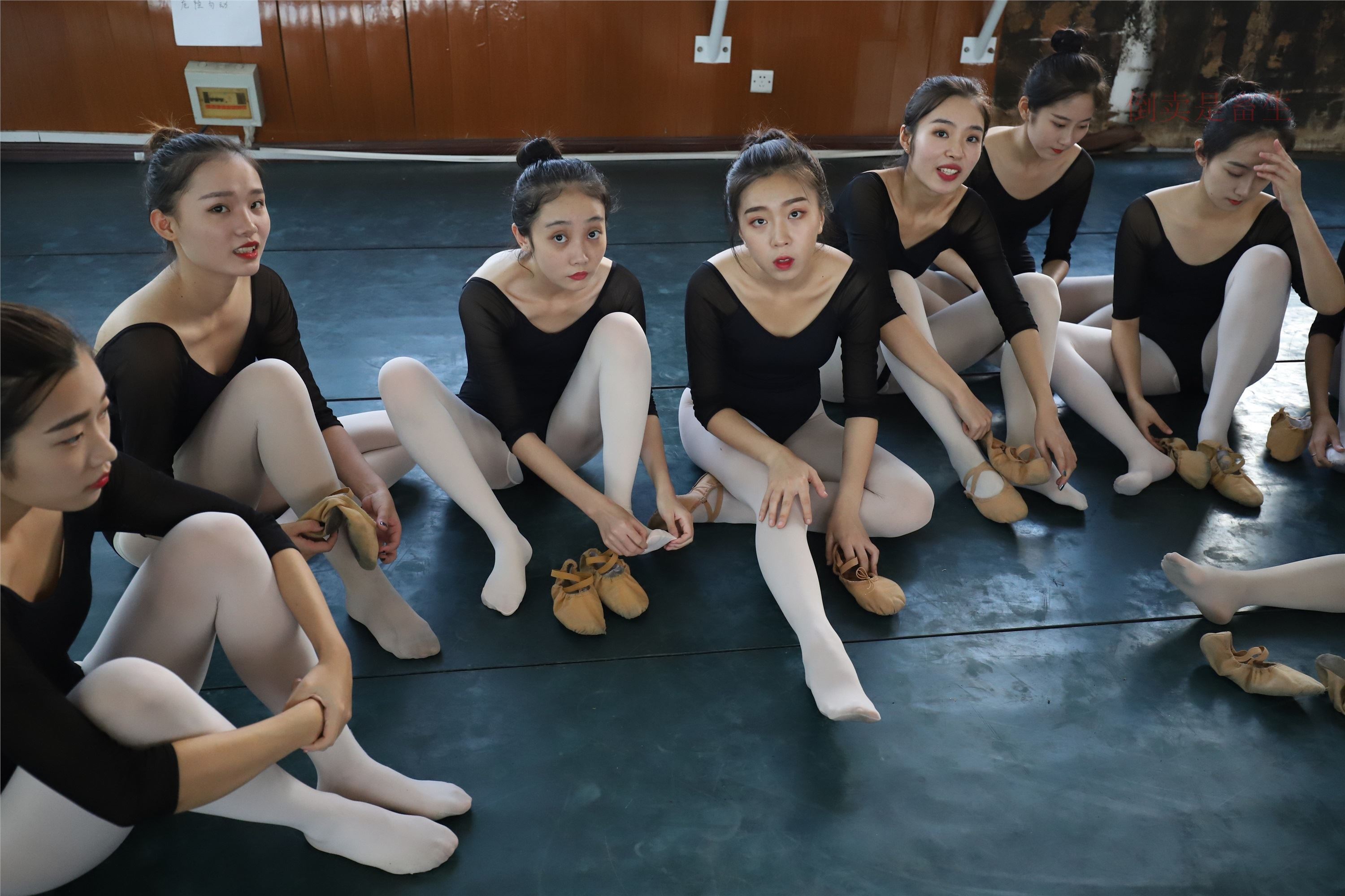 大西瓜美女图片 W001 舞蹈统一825p1