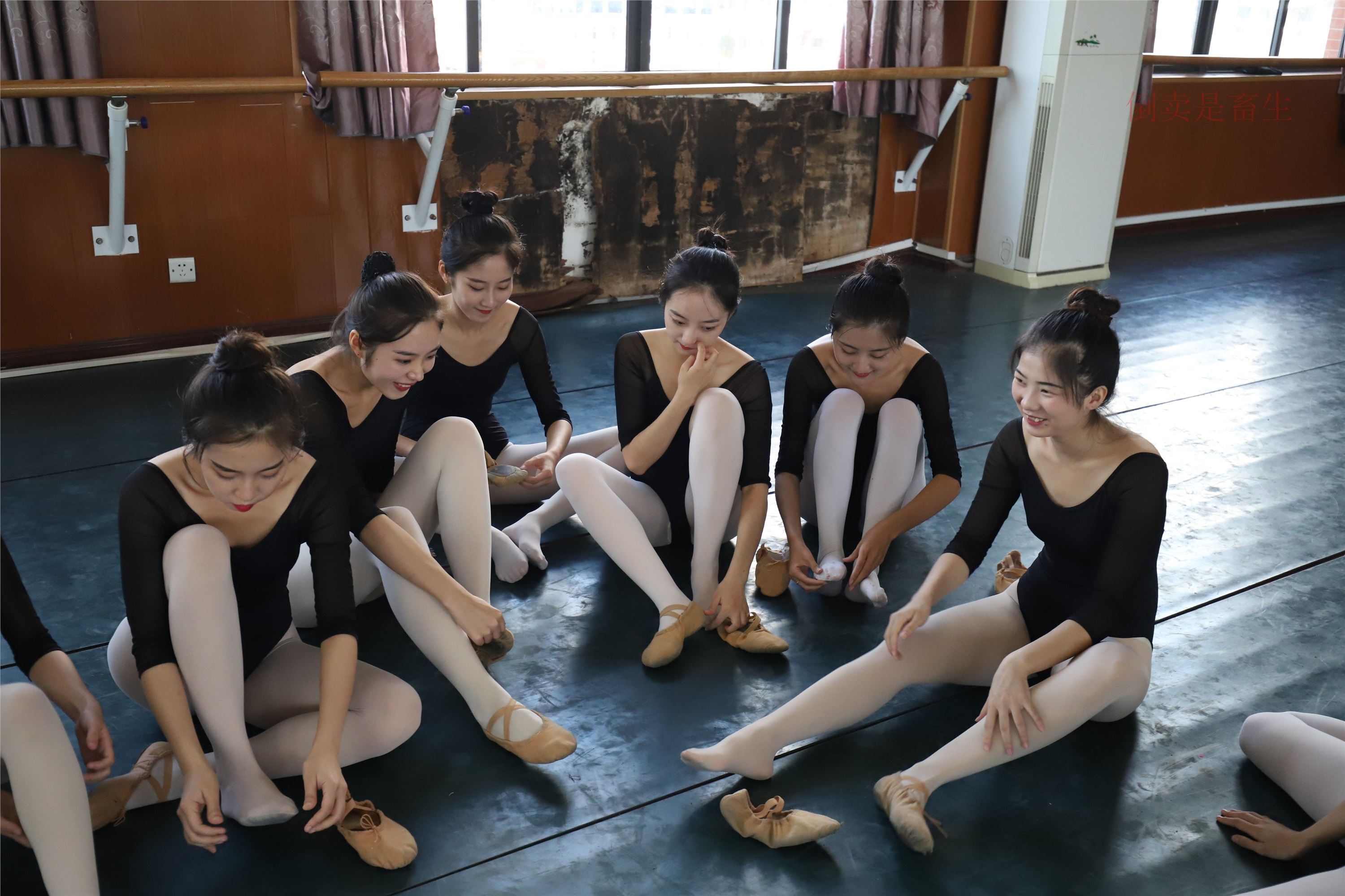 大西瓜美女图片 W001 舞蹈统一825p1