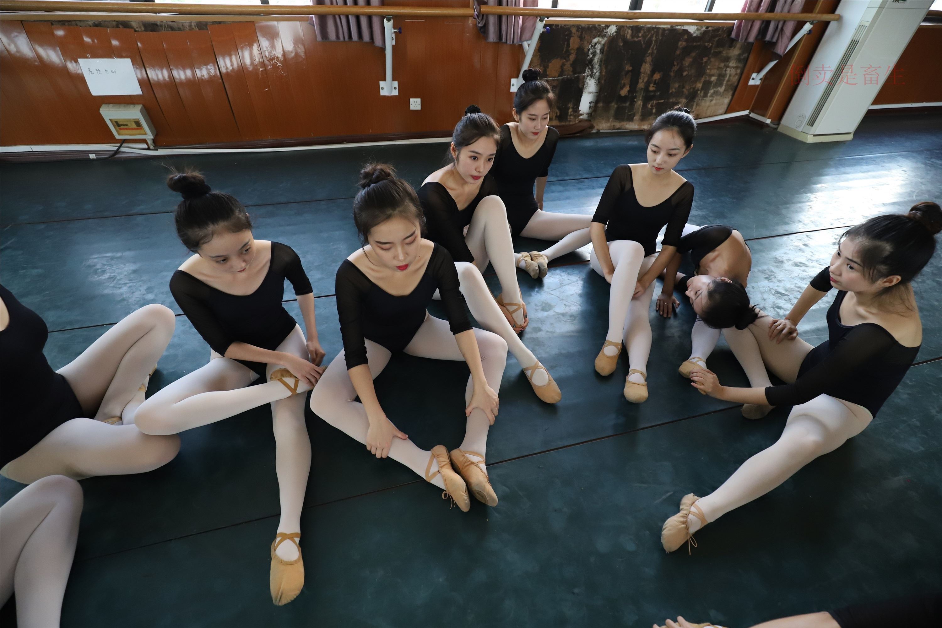 大西瓜美女图片 W001 舞蹈统一825p1