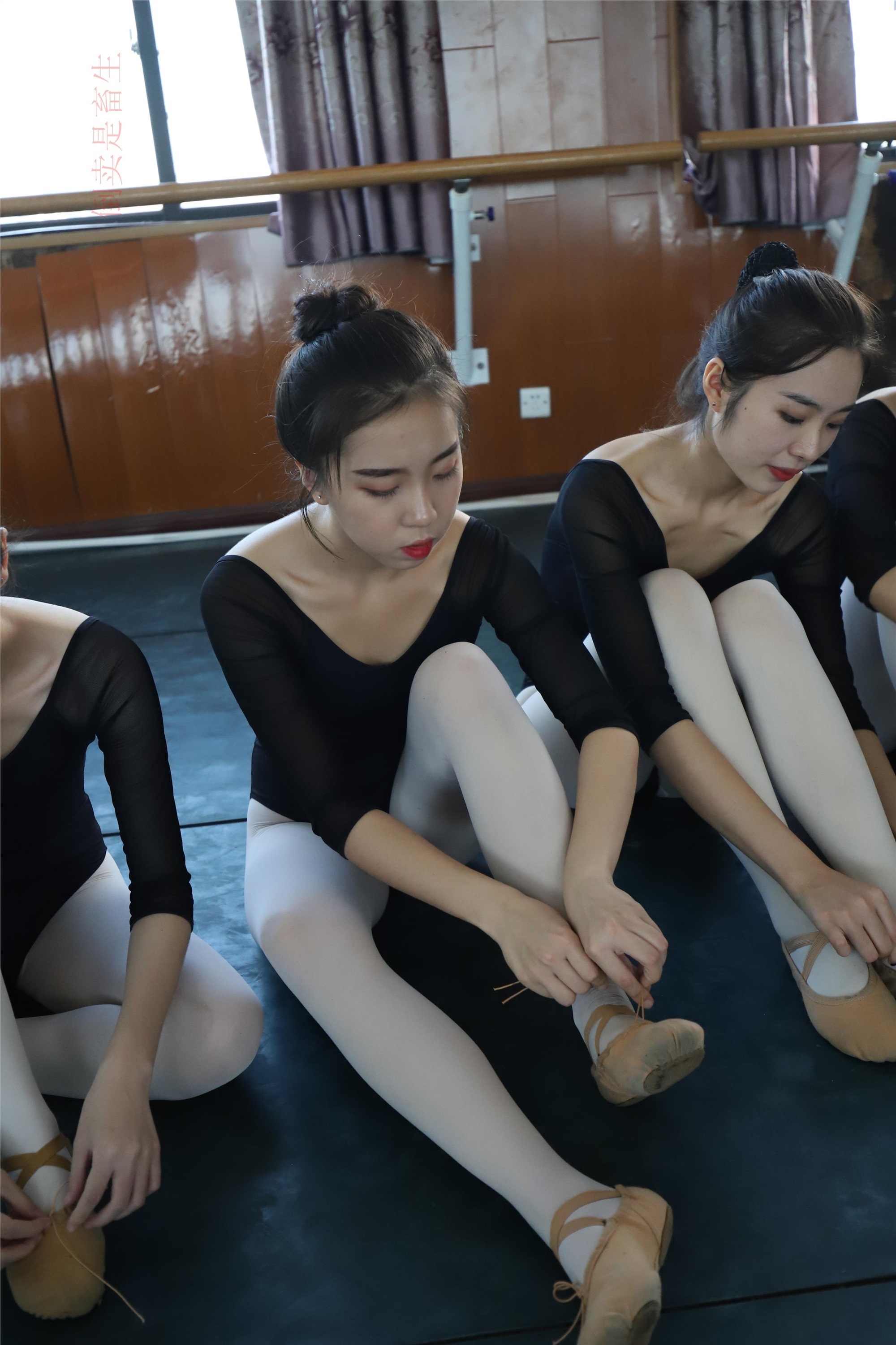 大西瓜美女图片 W001 舞蹈统一825p1