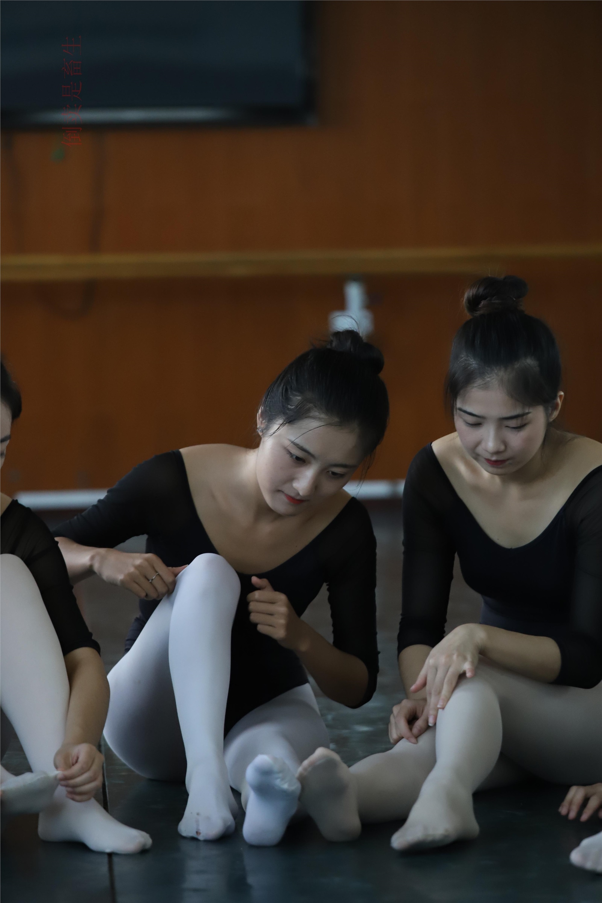 大西瓜美女图片 W001 舞蹈统一825p3