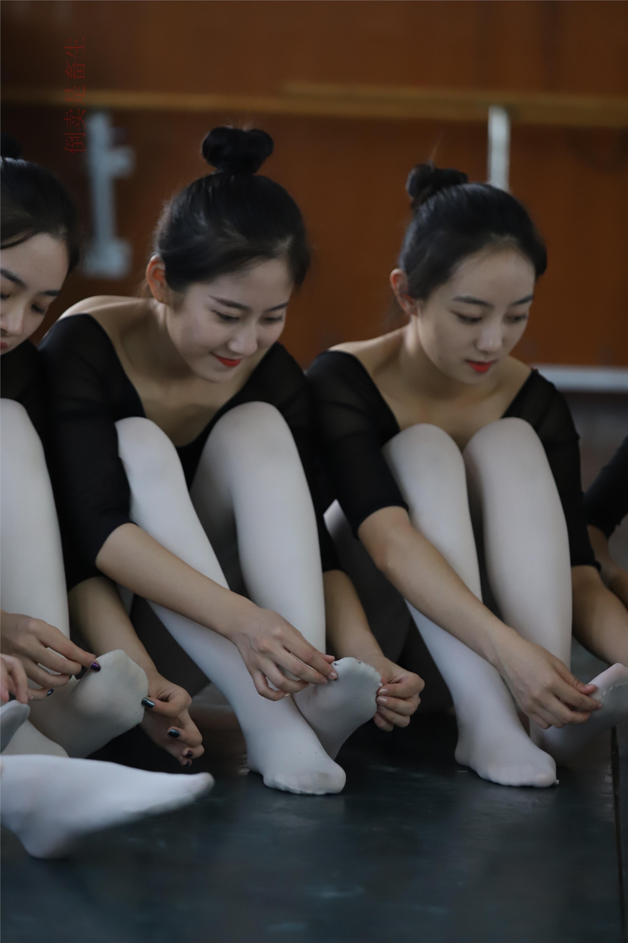 大西瓜美女图片 W001 舞蹈统一825p3