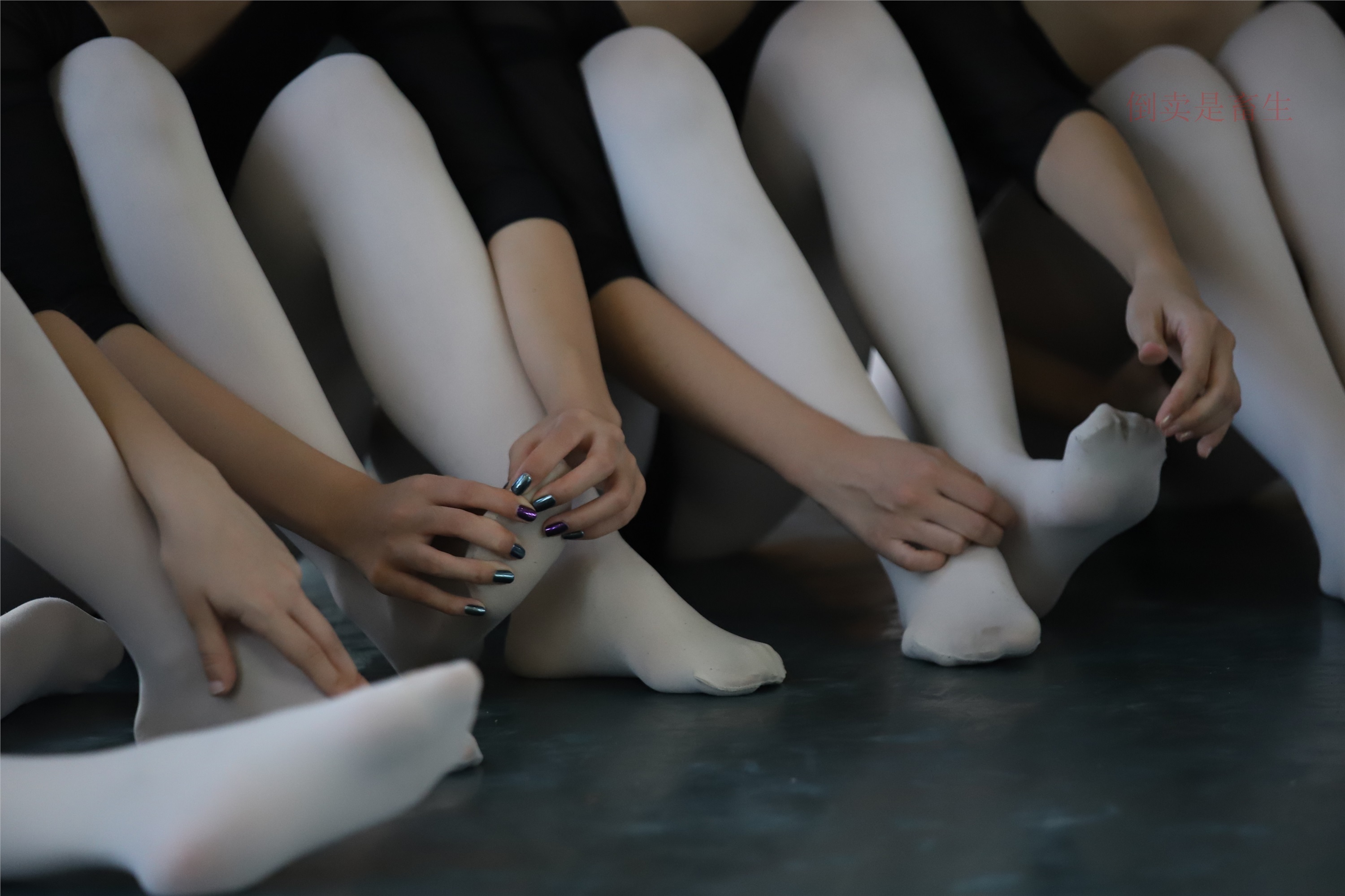 大西瓜美女图片 W001 舞蹈统一825p6