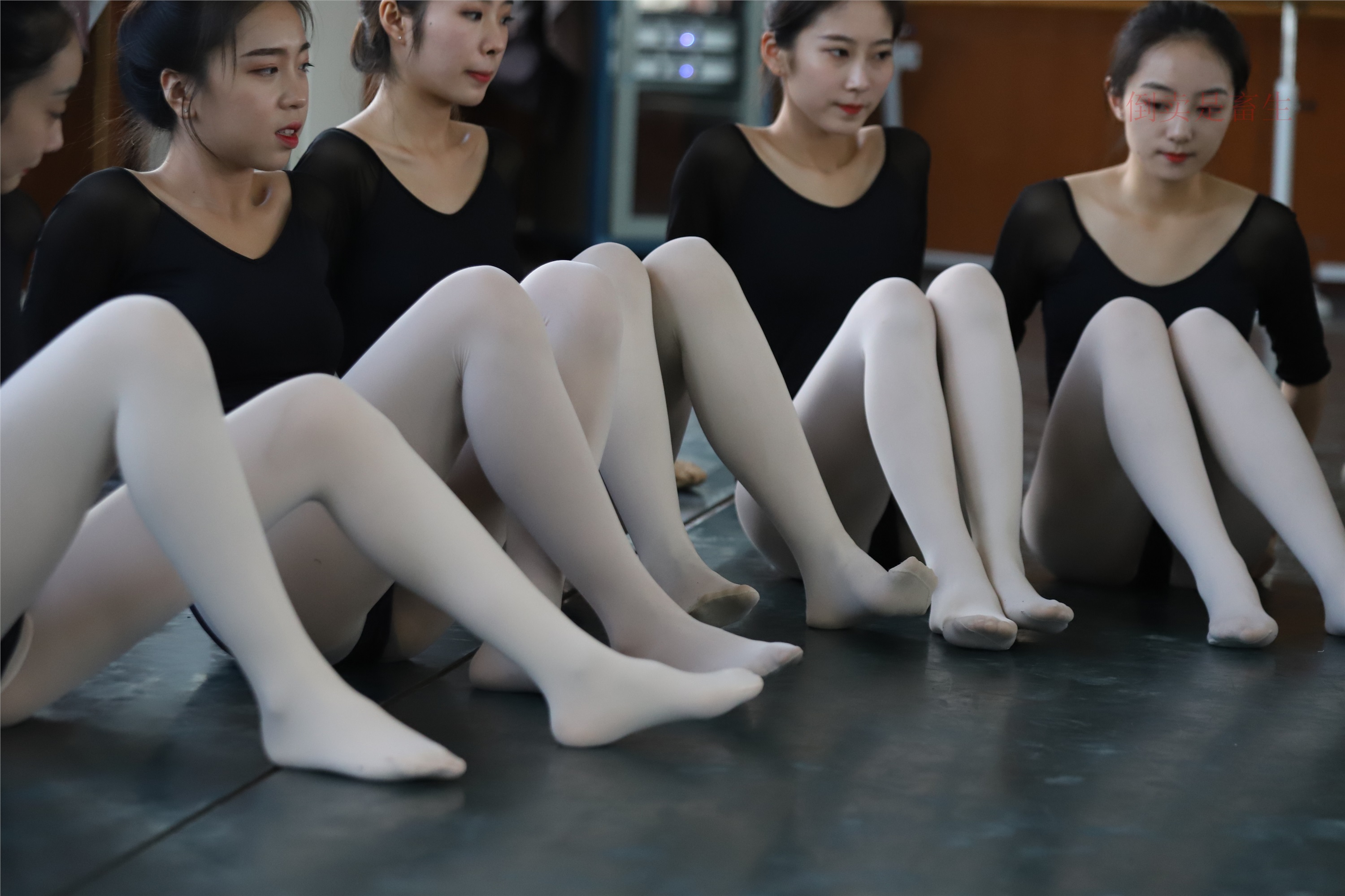 大西瓜美女图片 W001 舞蹈统一825p6