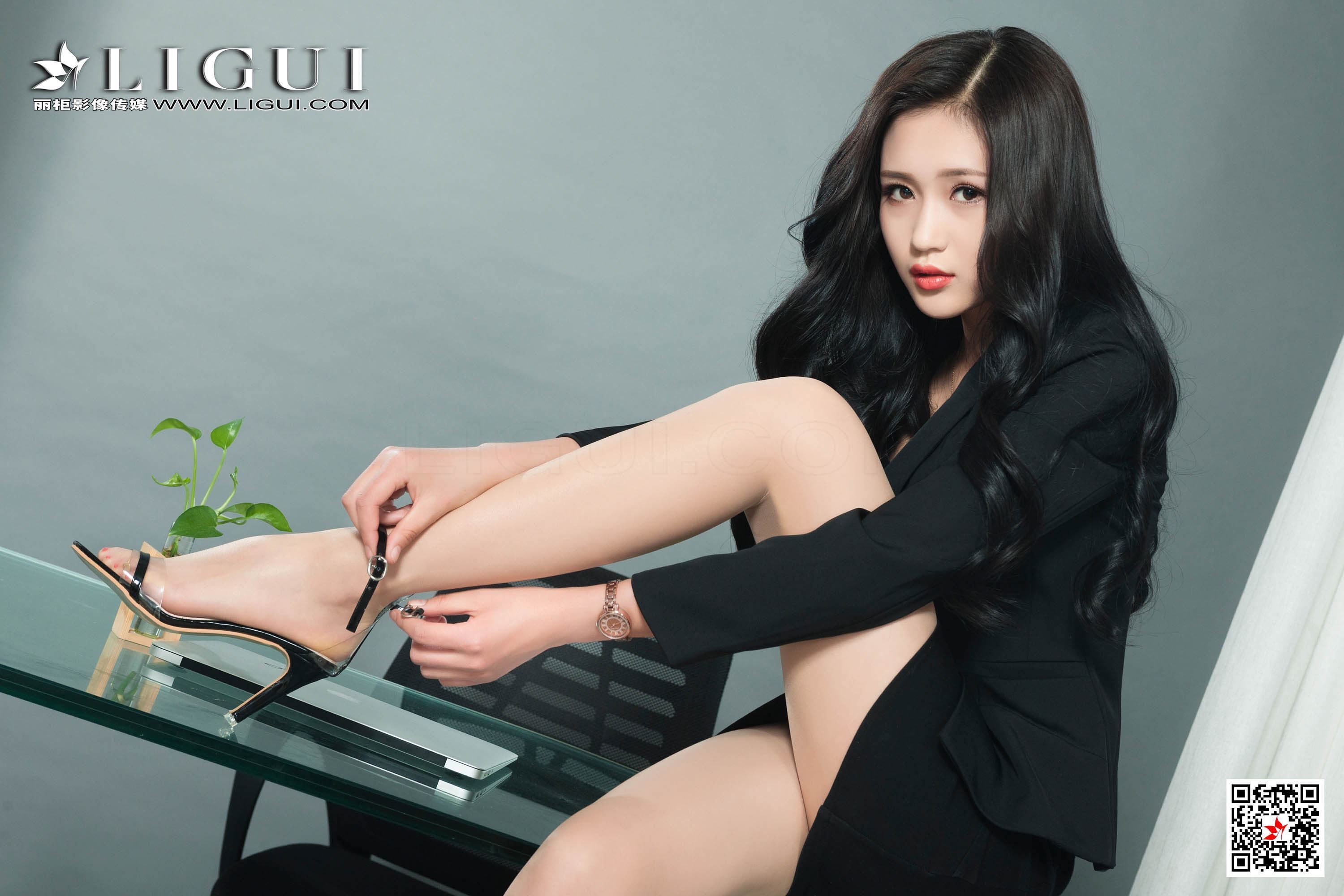 Ligui丽柜  2019.08.26《职场新秀》- 玲玲