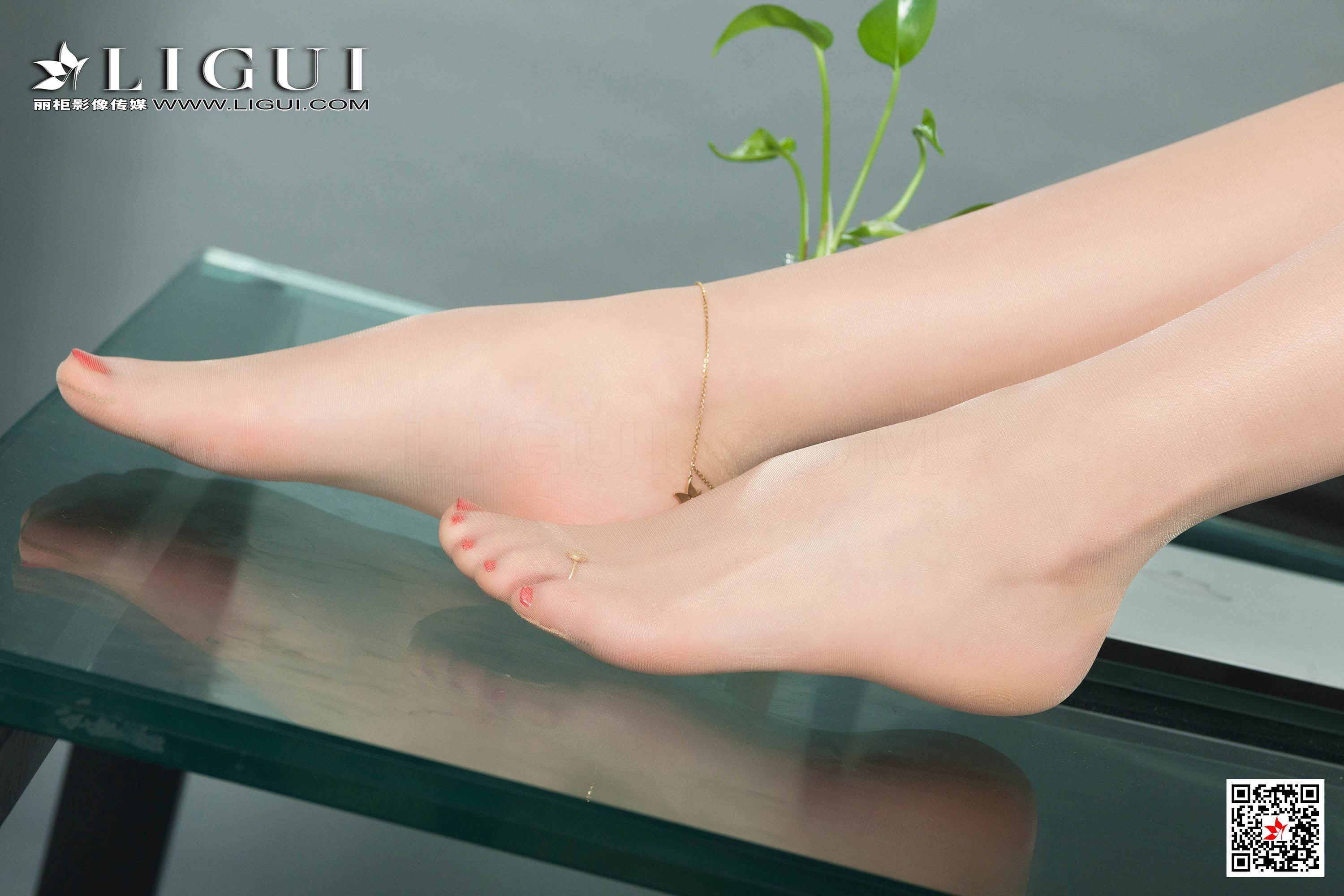 Ligui丽柜  2019.08.26《职场新秀》- 玲玲