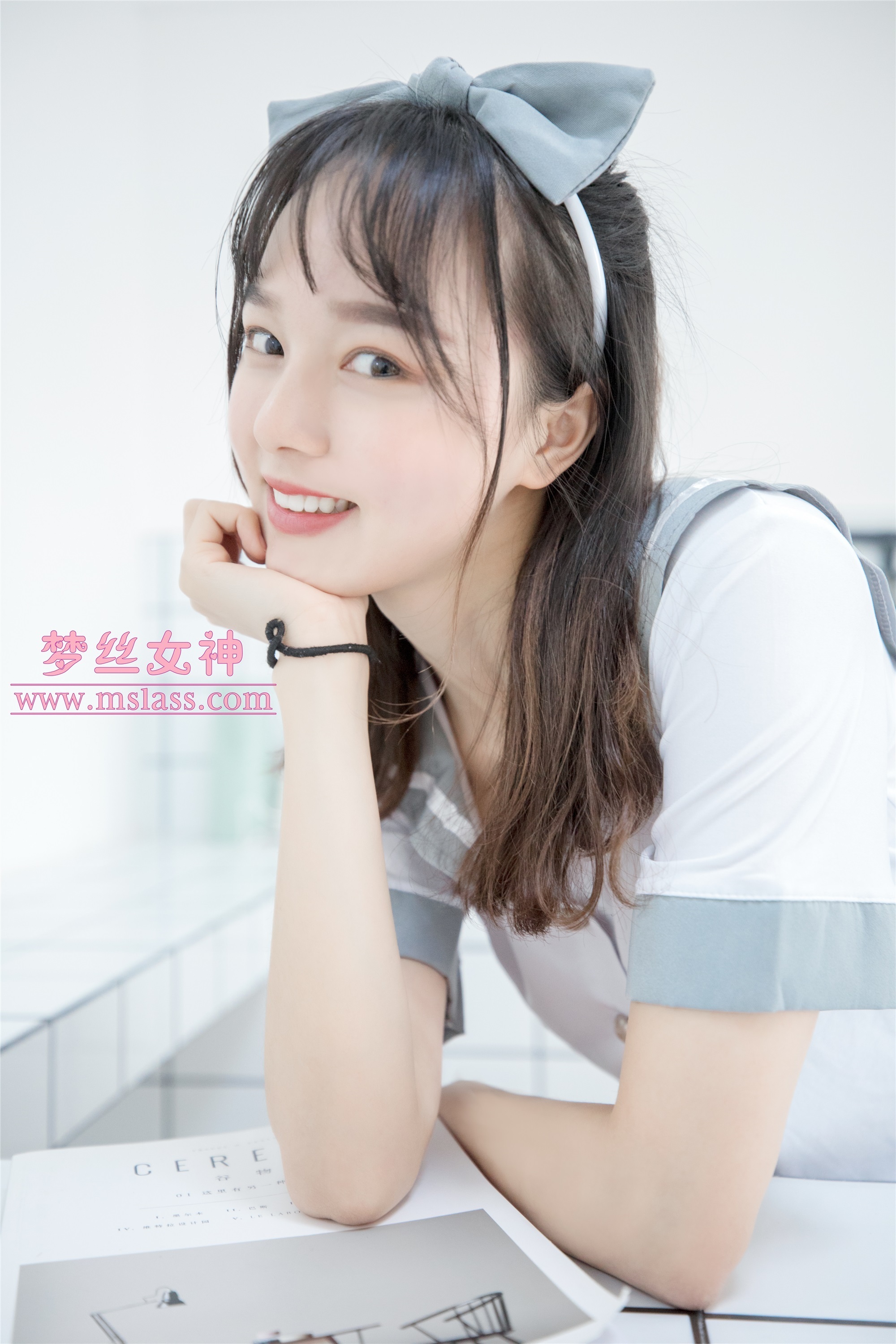 MSLASS梦丝女神 - 玥玥 白色丝袜空间