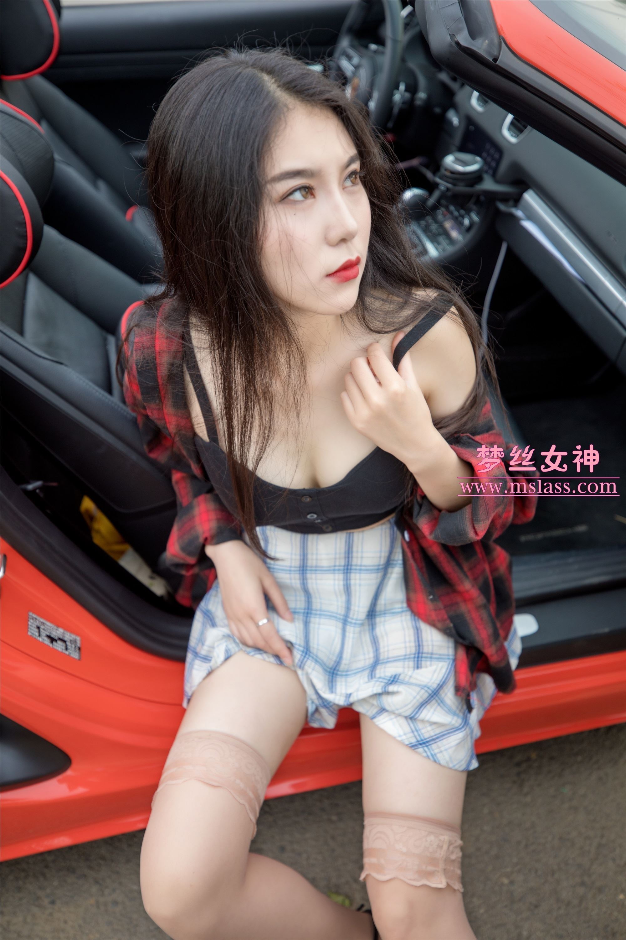 MSLASS梦丝女神 - 苏安希 跑车丝袜女神