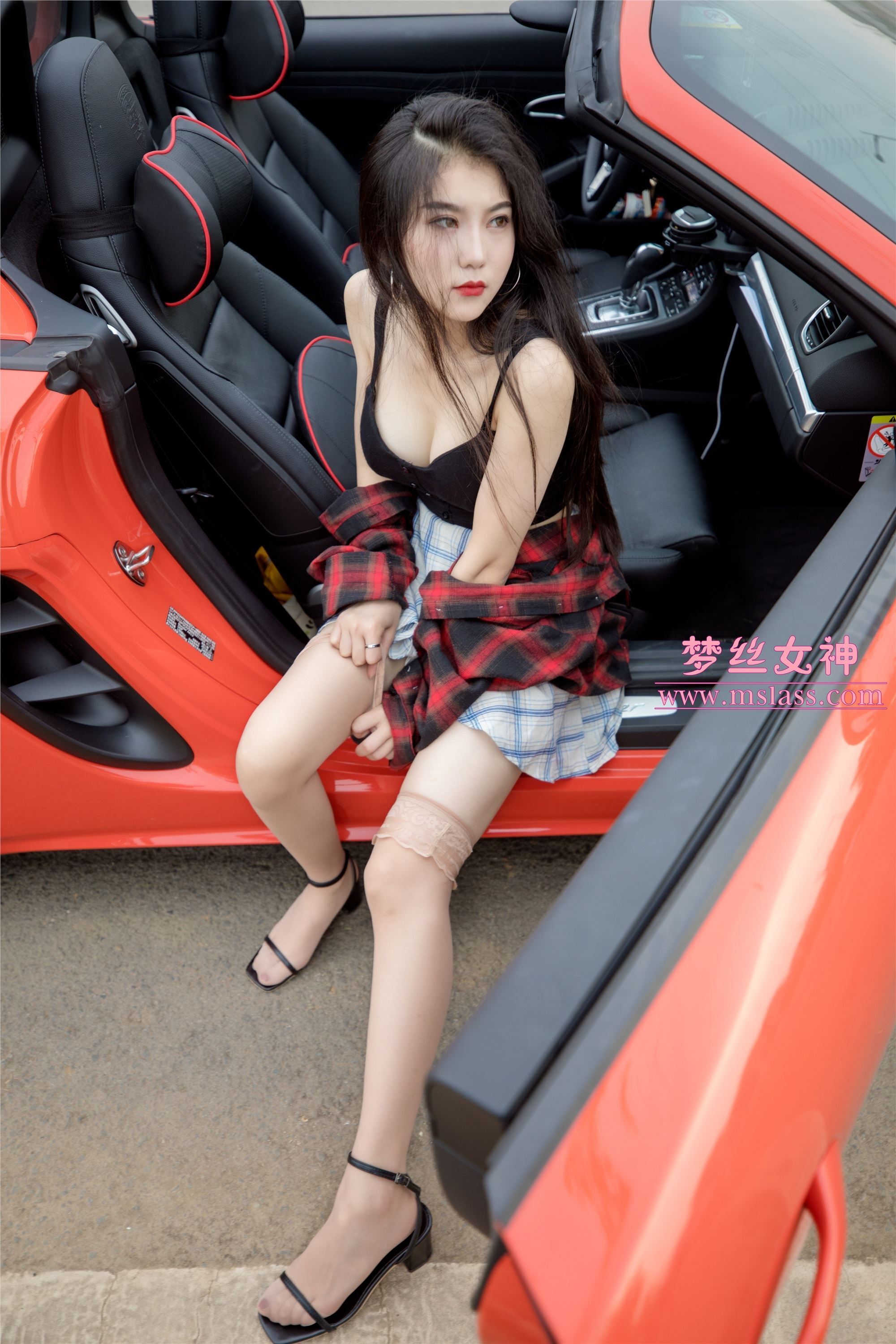 MSLASS梦丝女神 - 苏安希 跑车丝袜女神