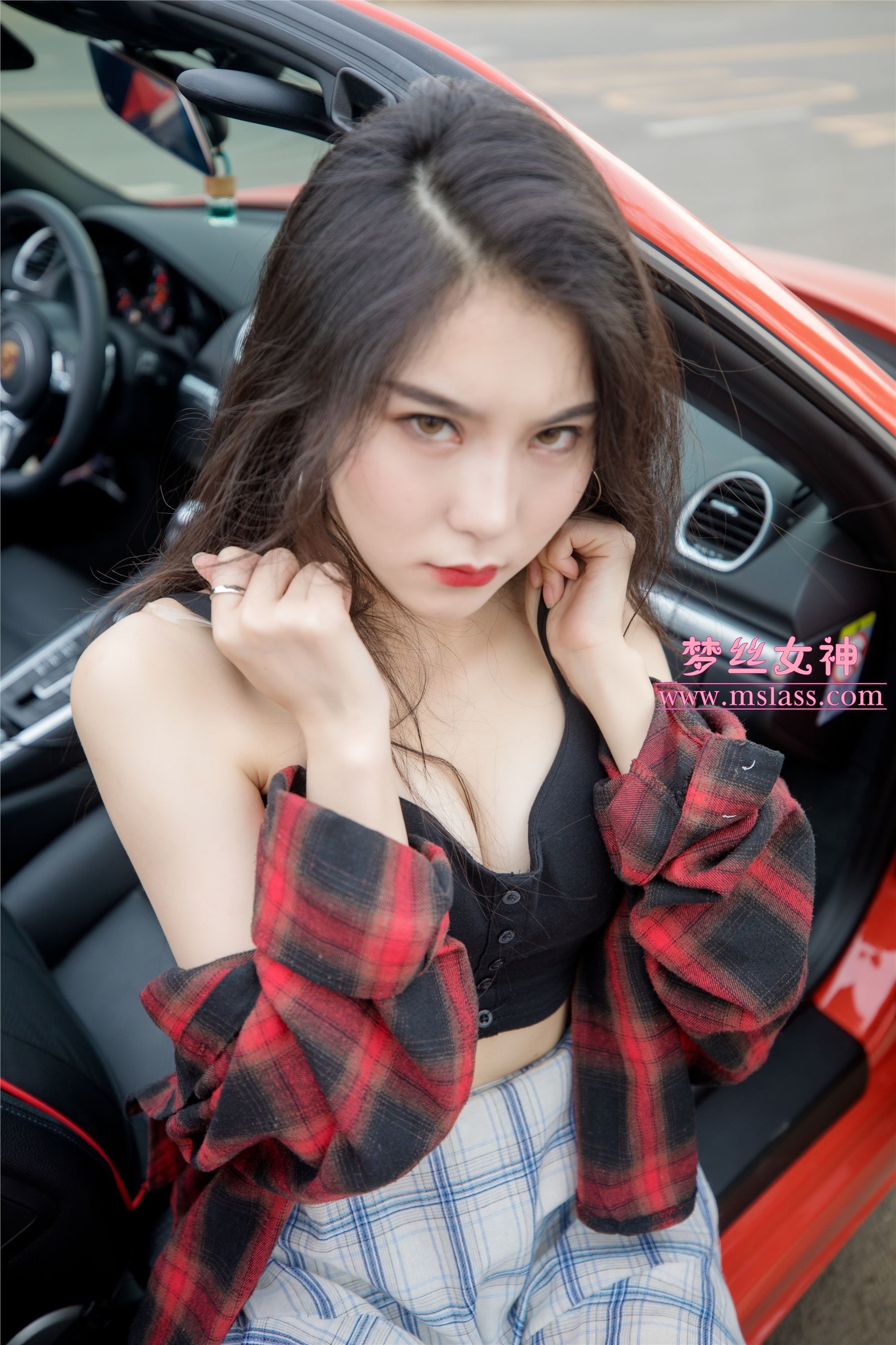 MSLASS梦丝女神 - 苏安希 跑车丝袜女神