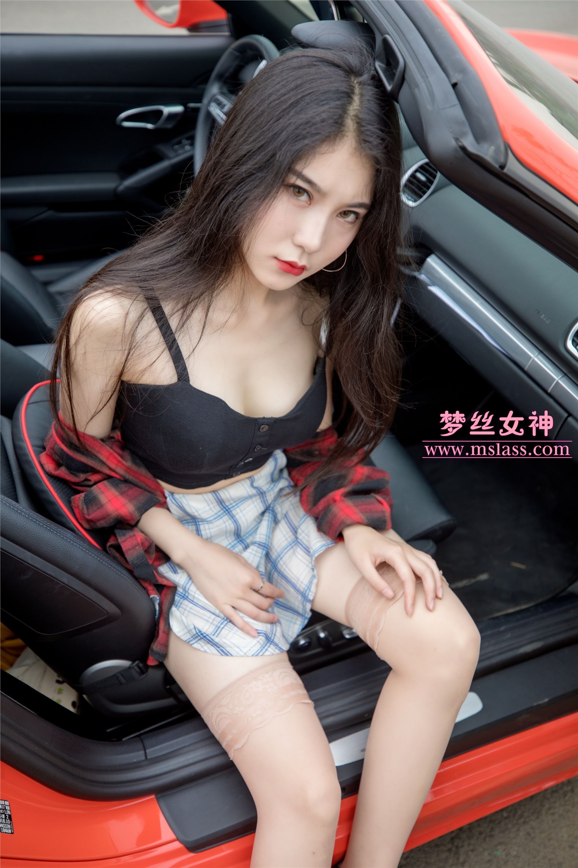 MSLASS梦丝女神 - 苏安希 跑车丝袜女神