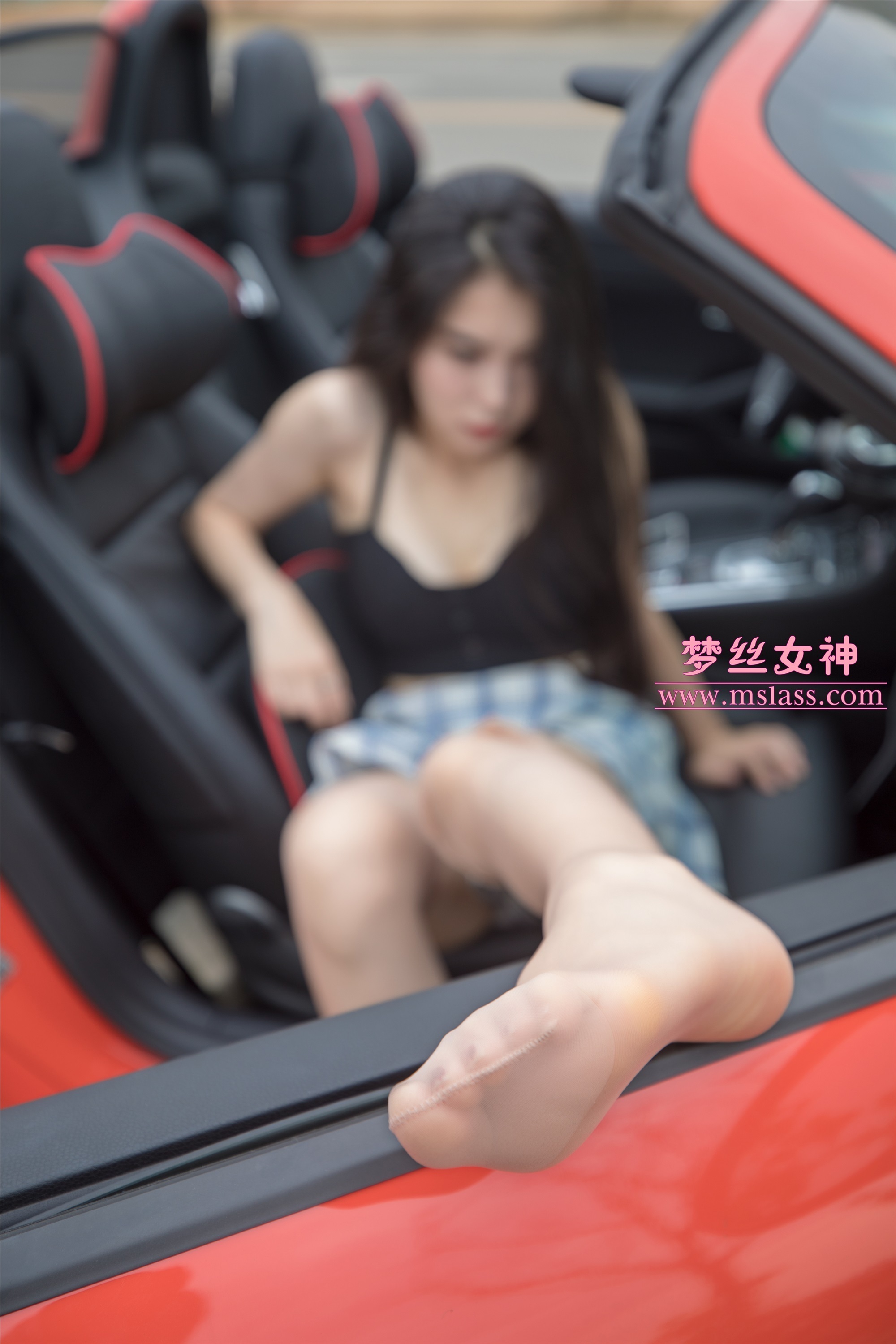 MSLASS梦丝女神 - 苏安希 跑车丝袜女神