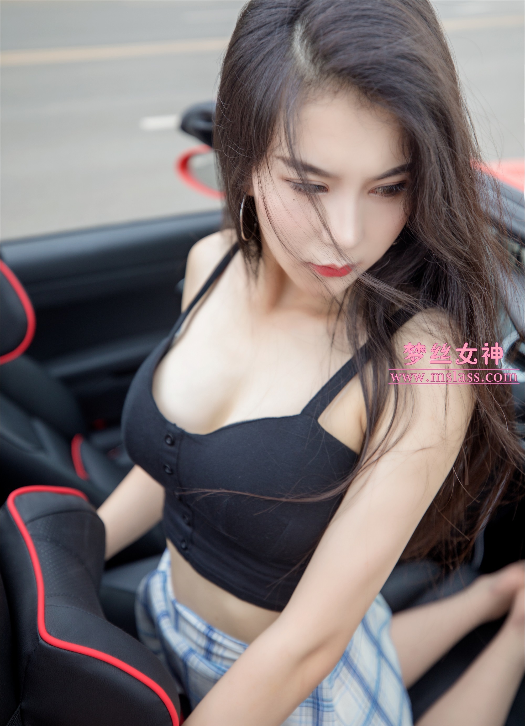 MSLASS梦丝女神 - 苏安希 跑车丝袜女神