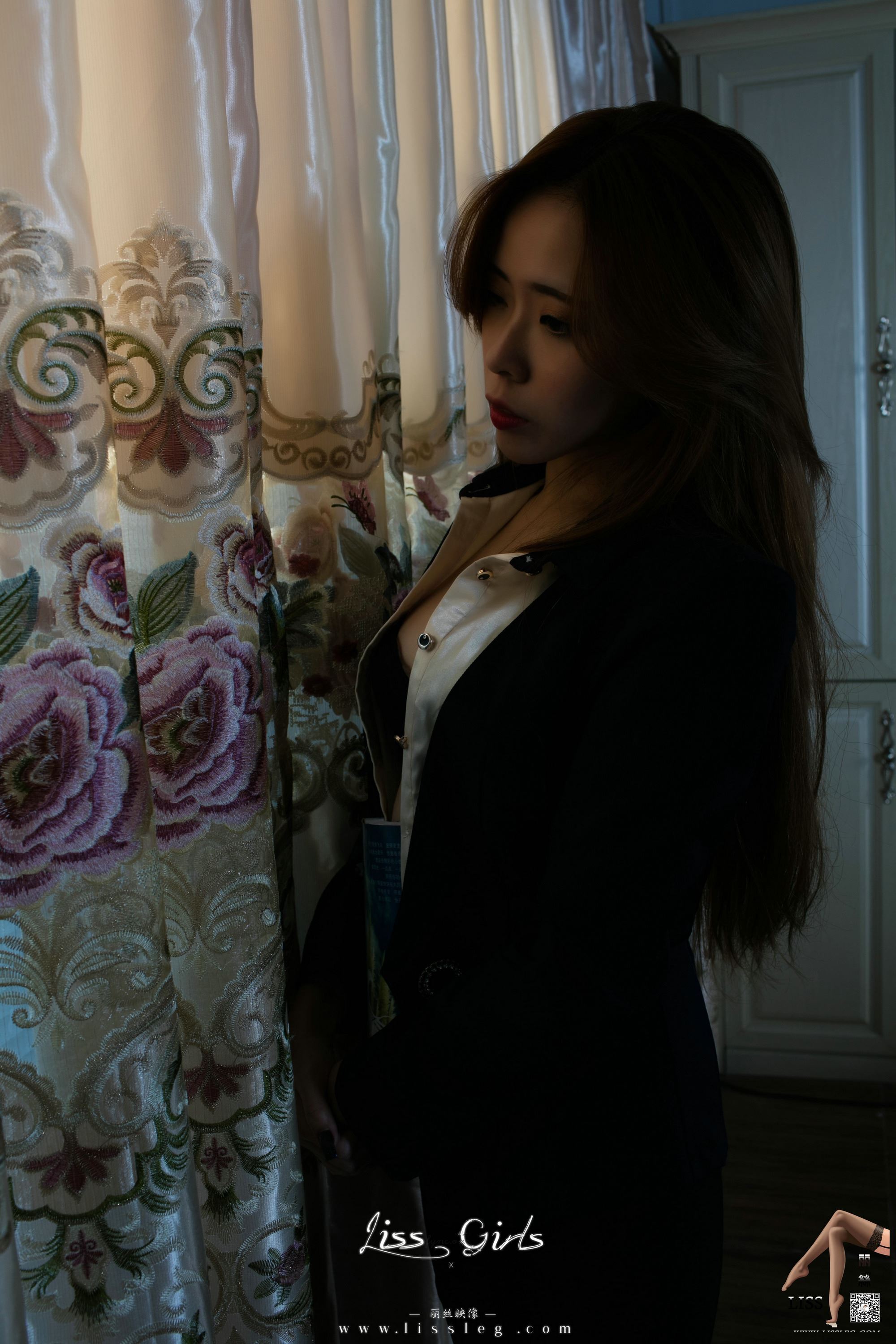 LISS 筱纯 - 请别再办公室里爱上 我《第二季》