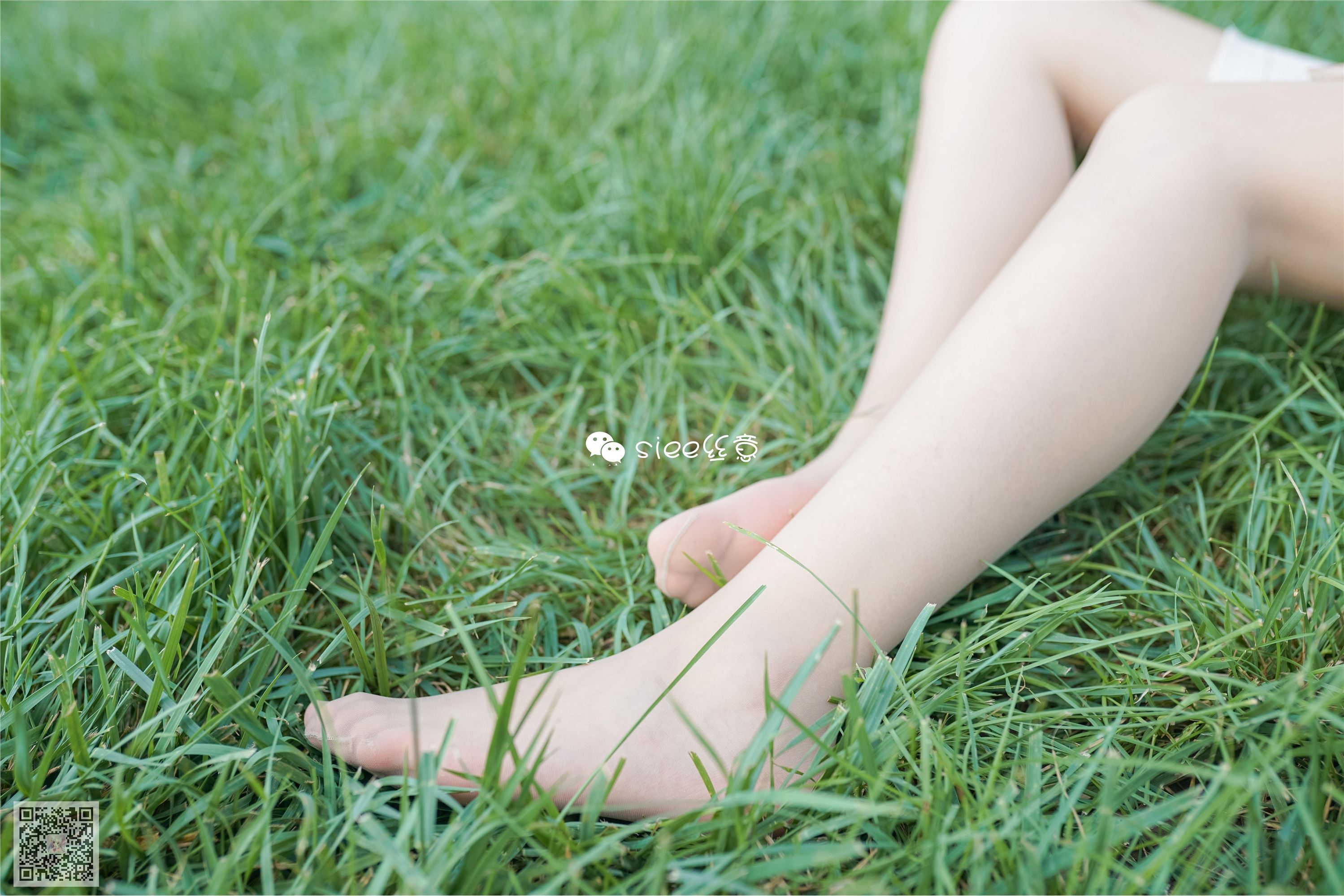 SIEE丝意  No.329 冰冰 花开无语，叶落有声