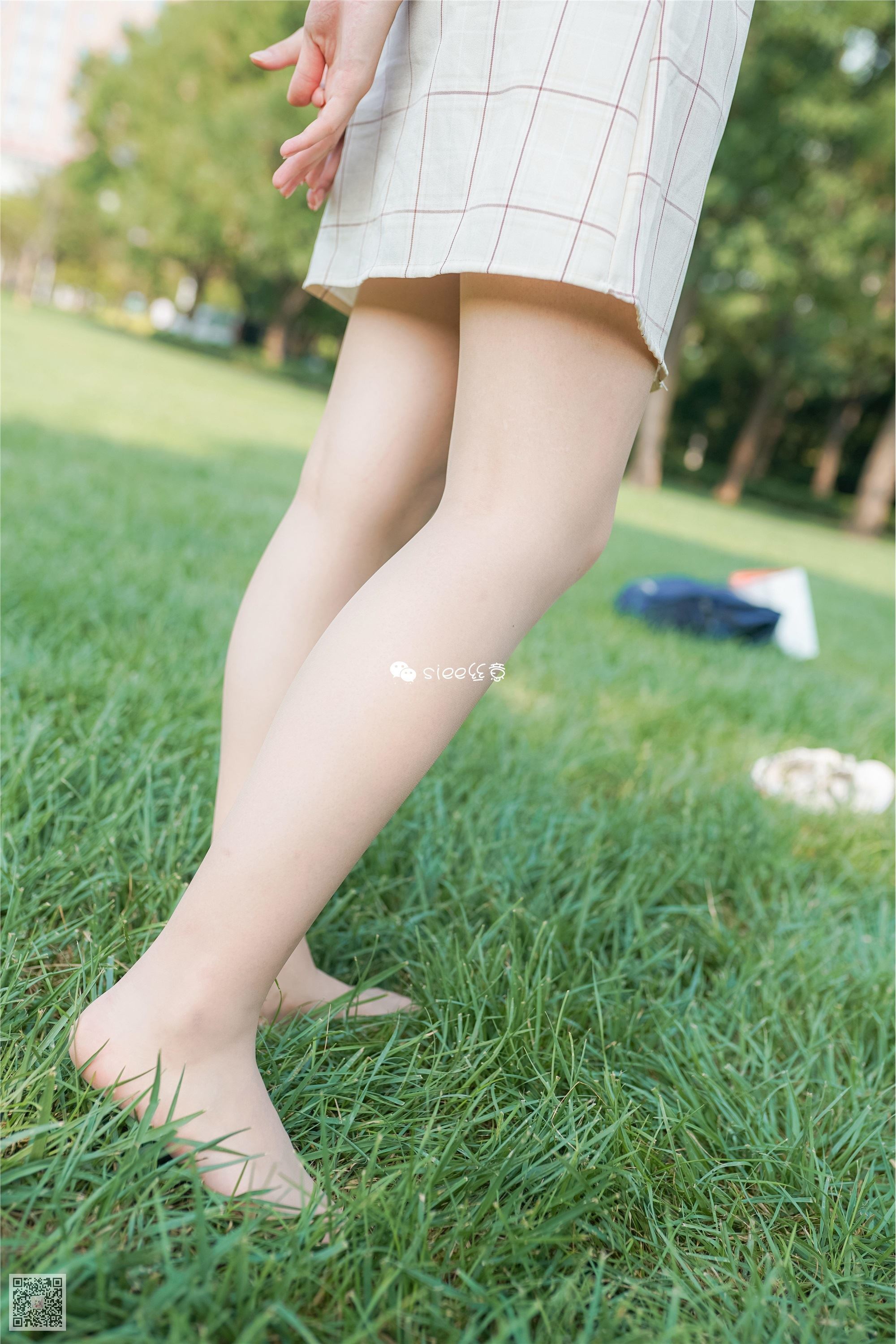 SIEE丝意  No.329 冰冰 花开无语，叶落有声