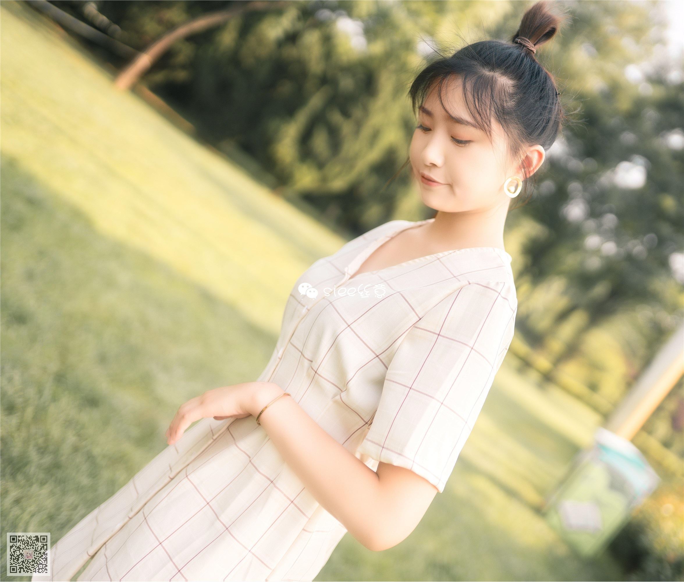 SIEE丝意  No.329 冰冰 花开无语，叶落有声