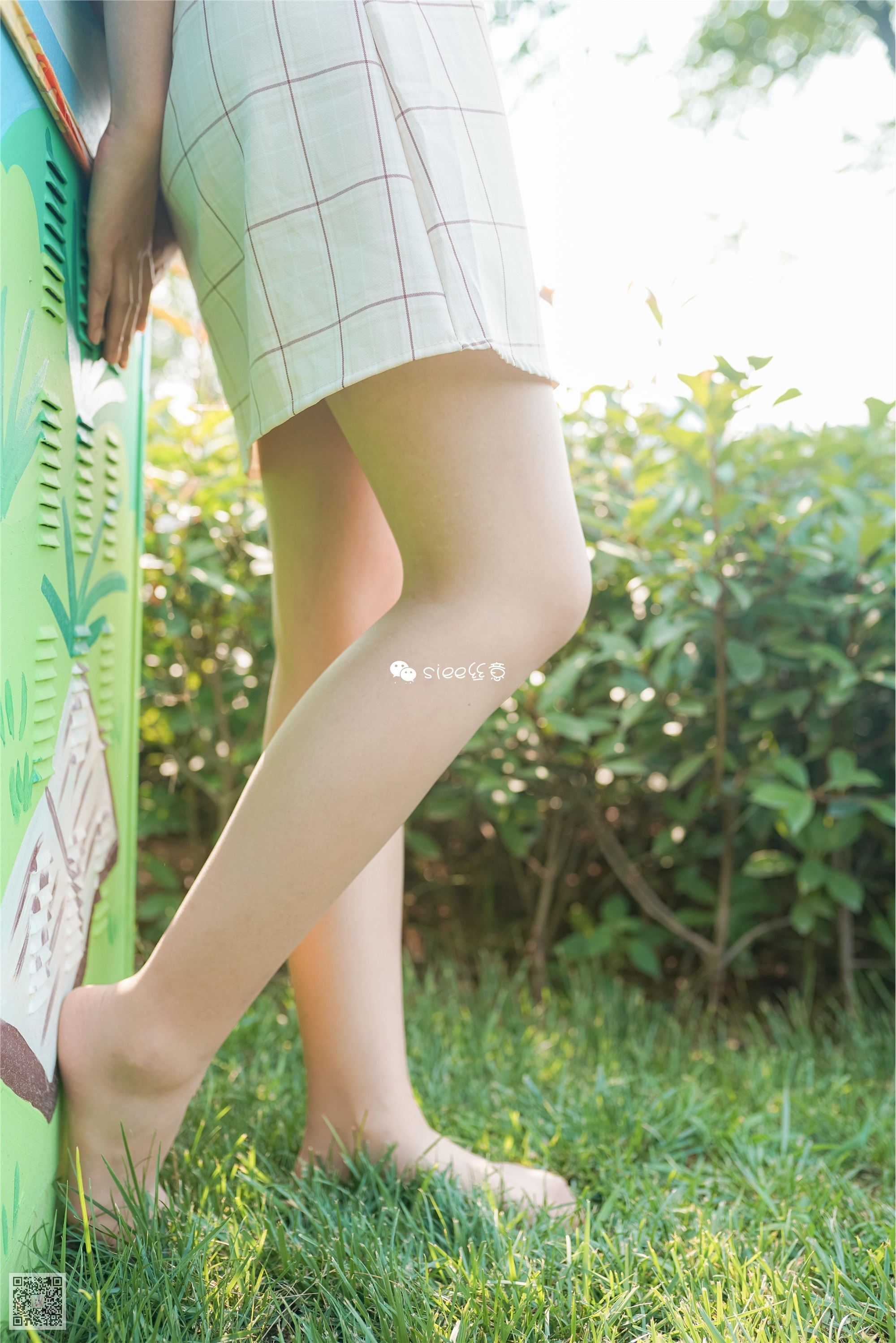 SIEE丝意  No.329 冰冰 花开无语，叶落有声