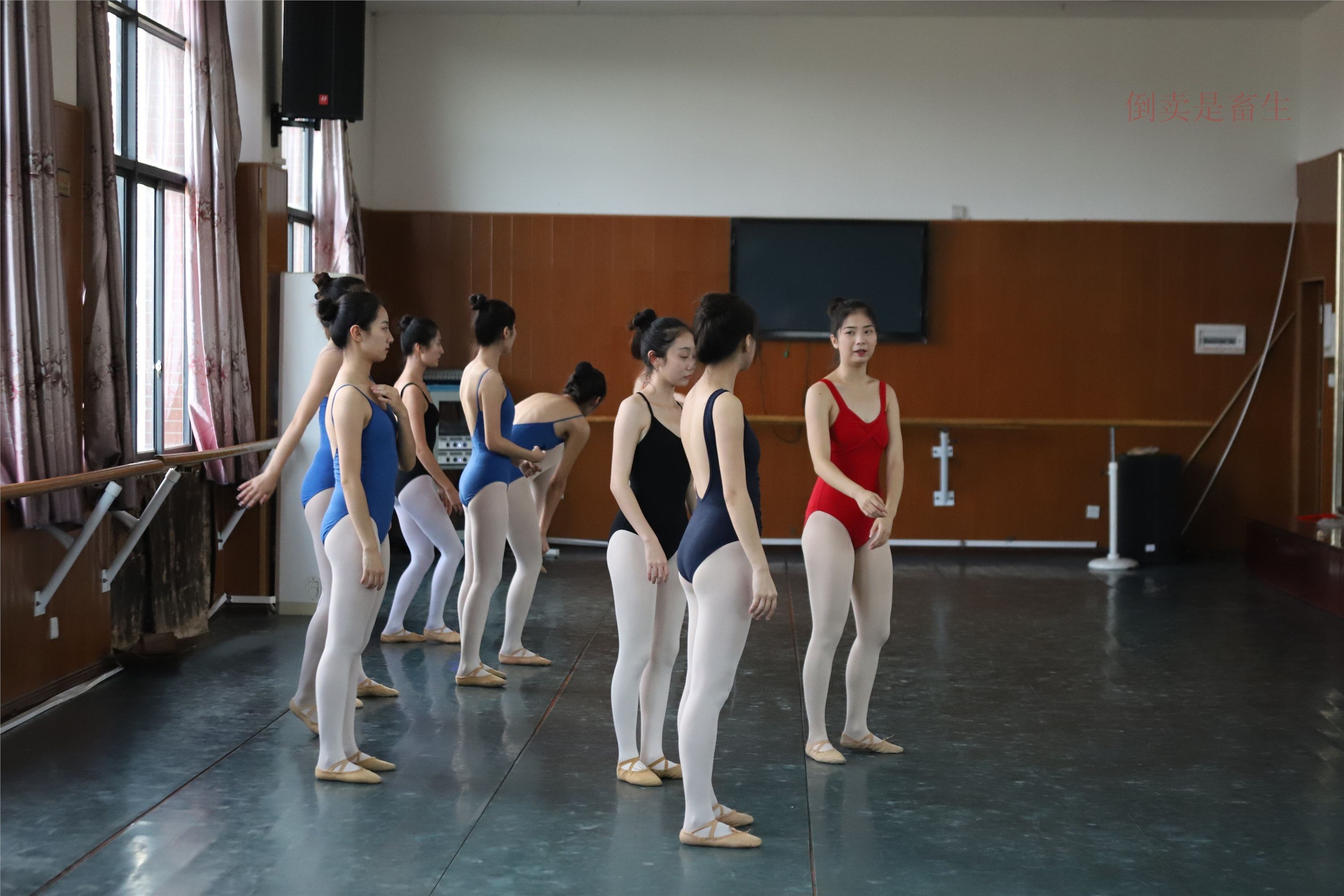 大西瓜美女图片 W002 舞蹈服饰434P1