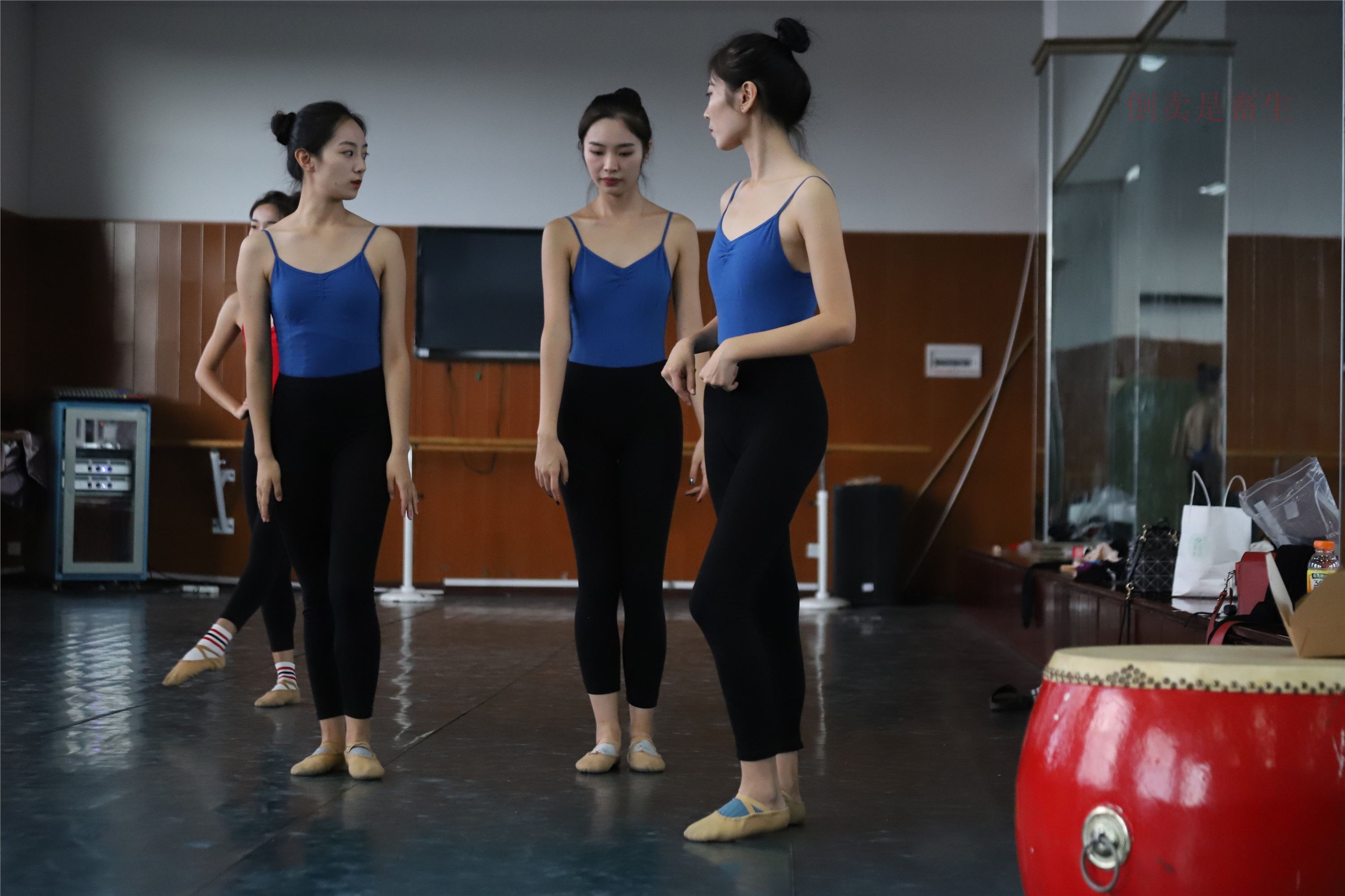 大西瓜美女图片 W003 舞蹈芭裤630p1