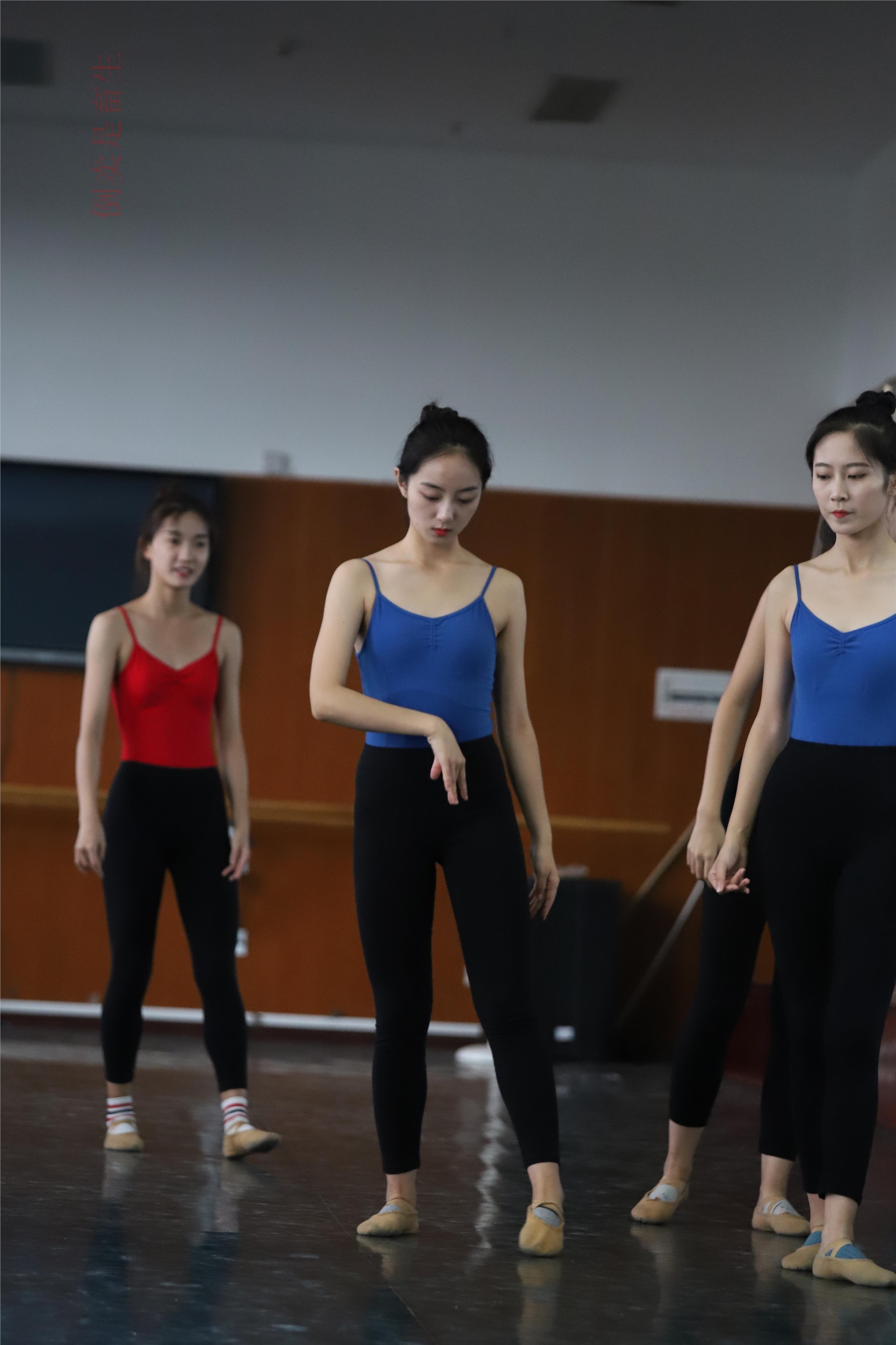 大西瓜美女图片 W003 舞蹈芭裤630p1