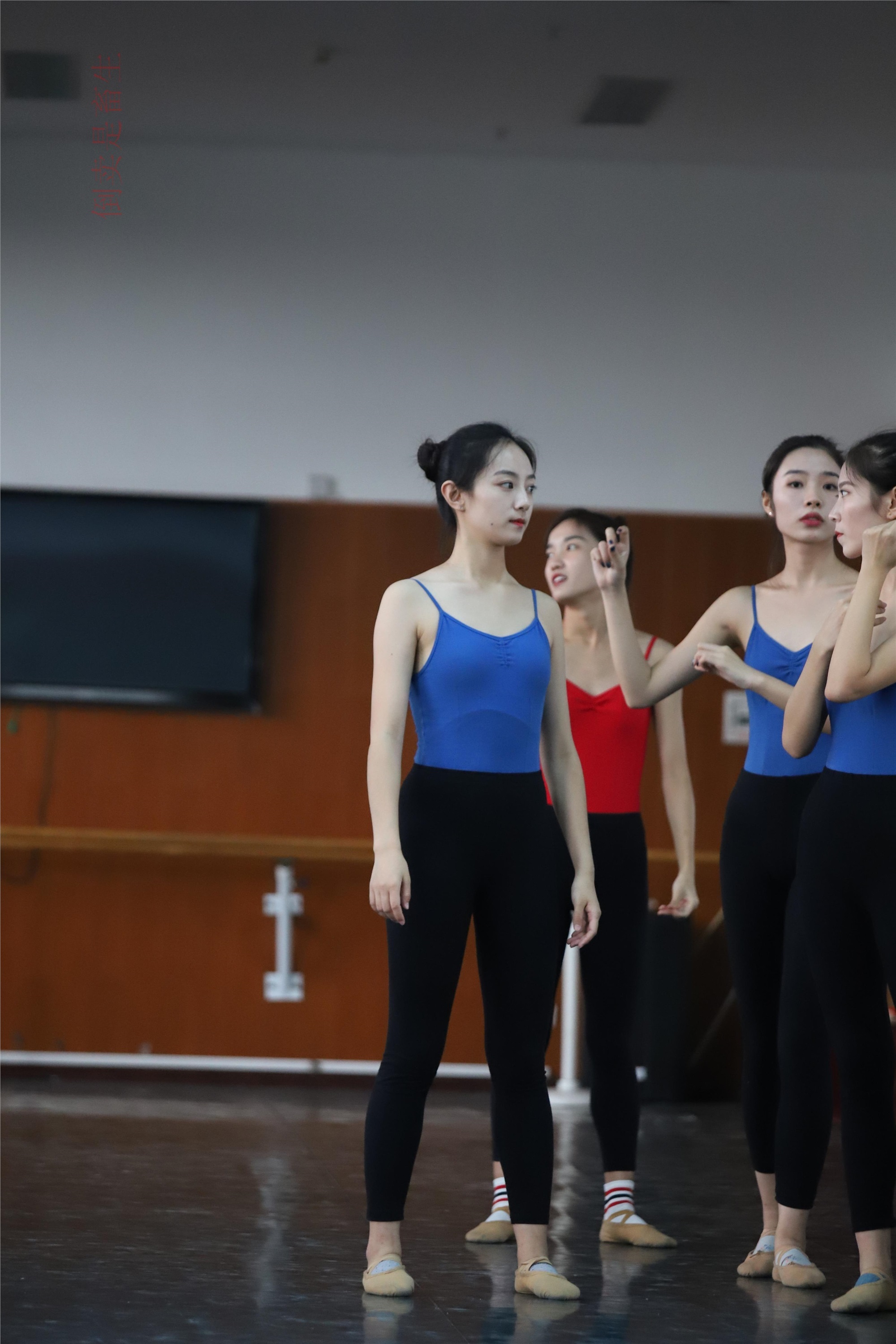 大西瓜美女图片 W003 舞蹈芭裤630p1