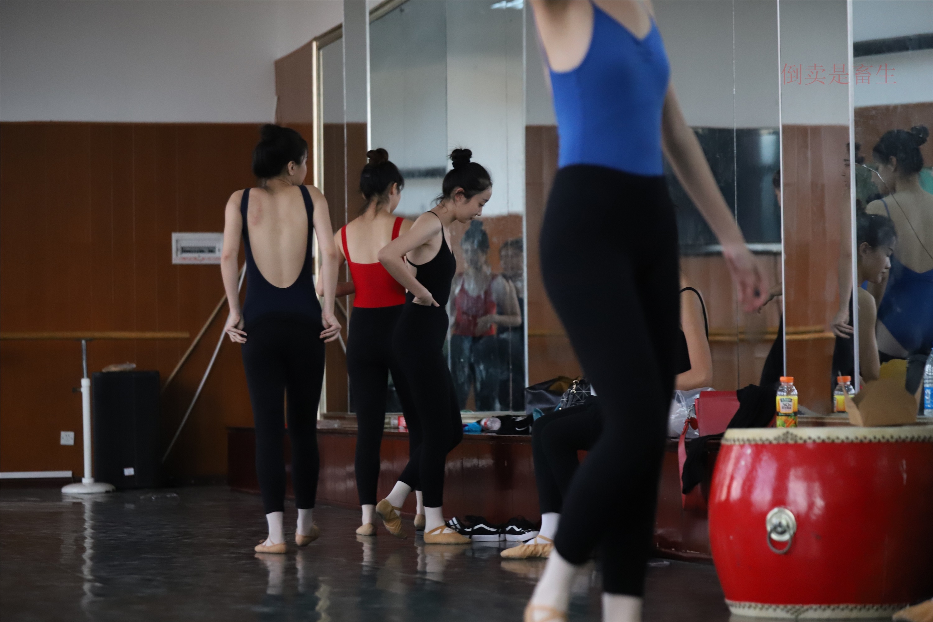 大西瓜美女图片 W003 舞蹈芭裤630p2