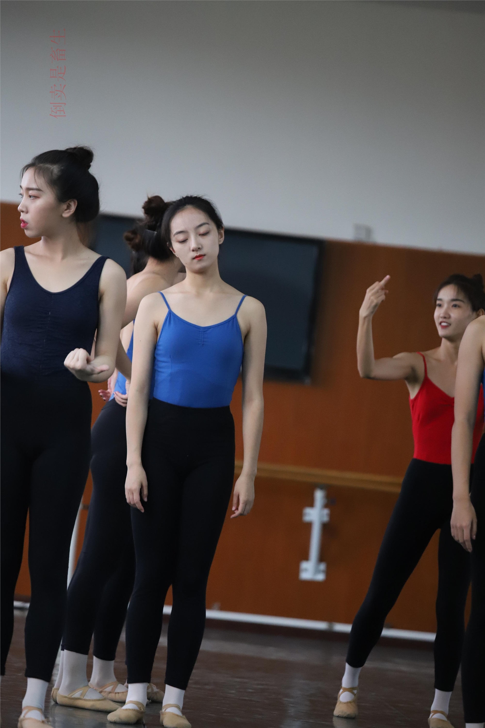 大西瓜美女图片 W003 舞蹈芭裤630p3