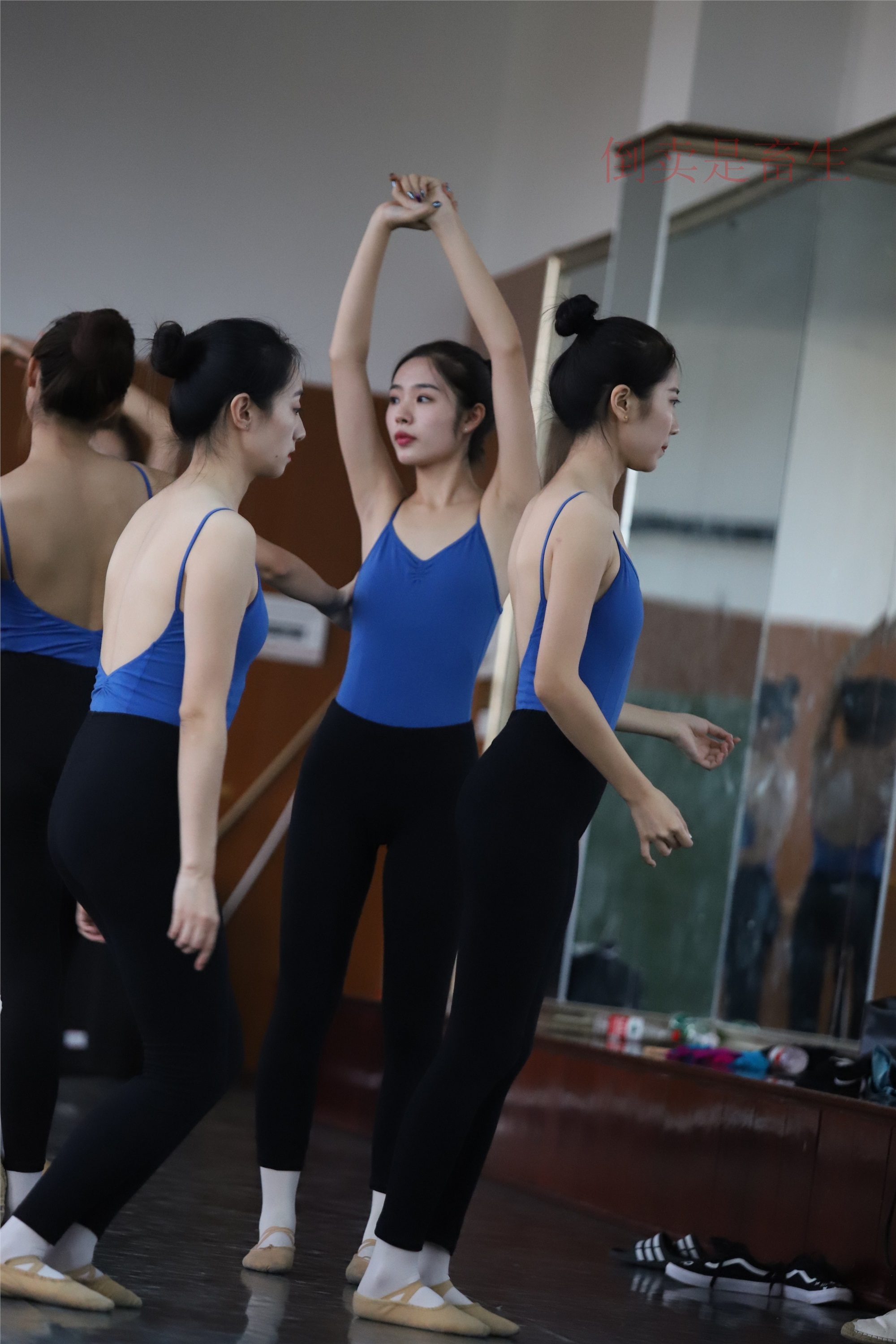 大西瓜美女图片 W003 舞蹈芭裤630p3