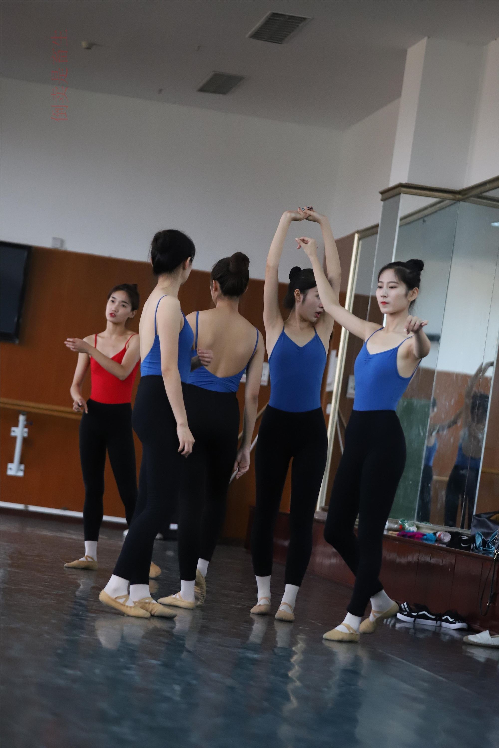 大西瓜美女图片 W003 舞蹈芭裤630p3