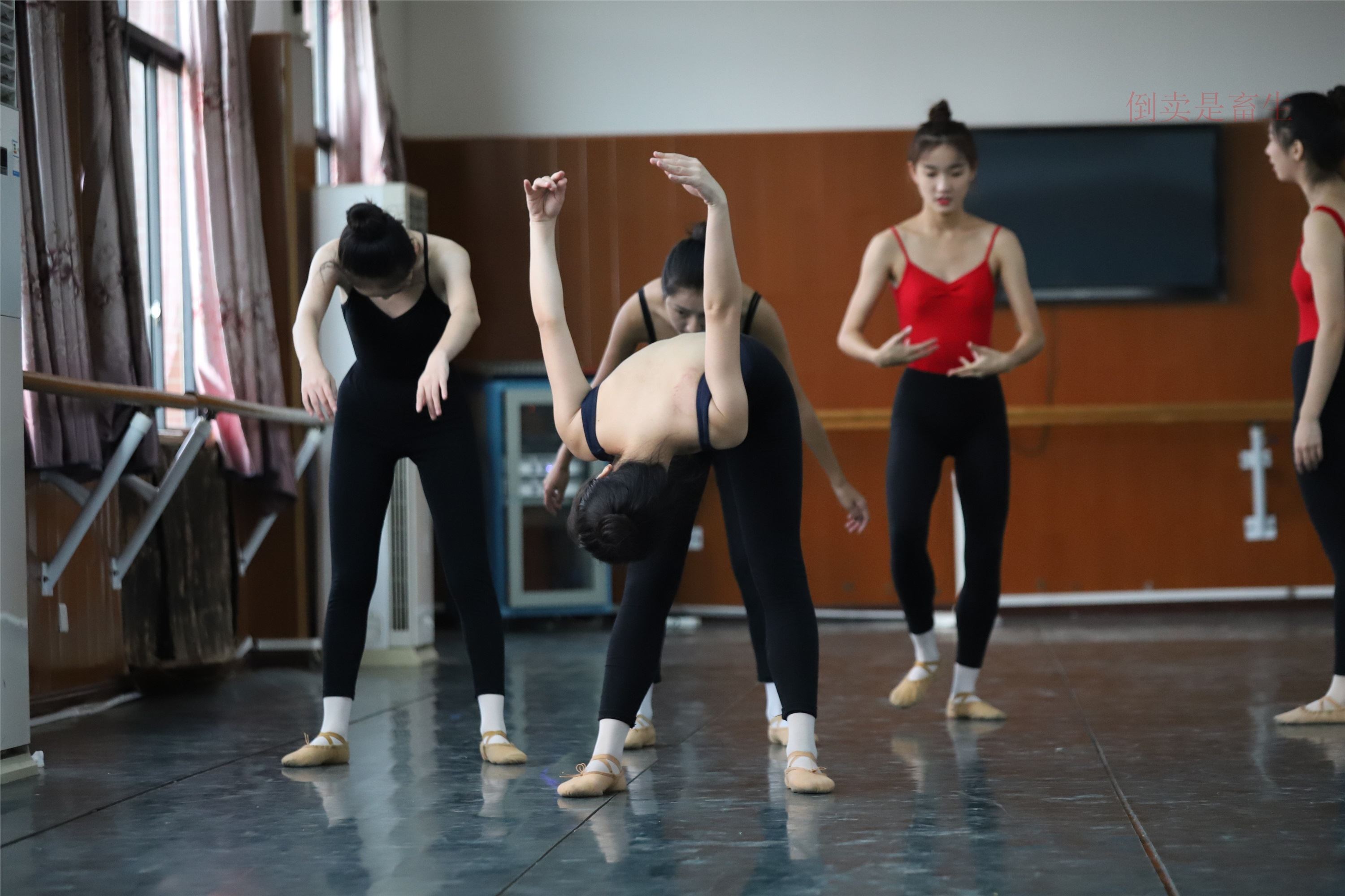 大西瓜美女图片 W003 舞蹈芭裤630p4