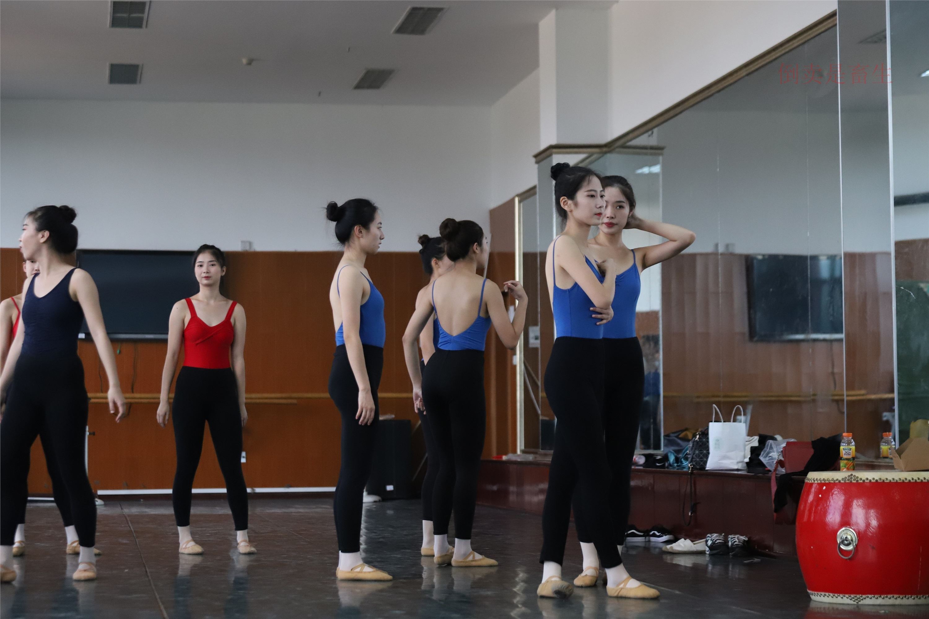 大西瓜美女图片 W003 舞蹈芭裤630p4