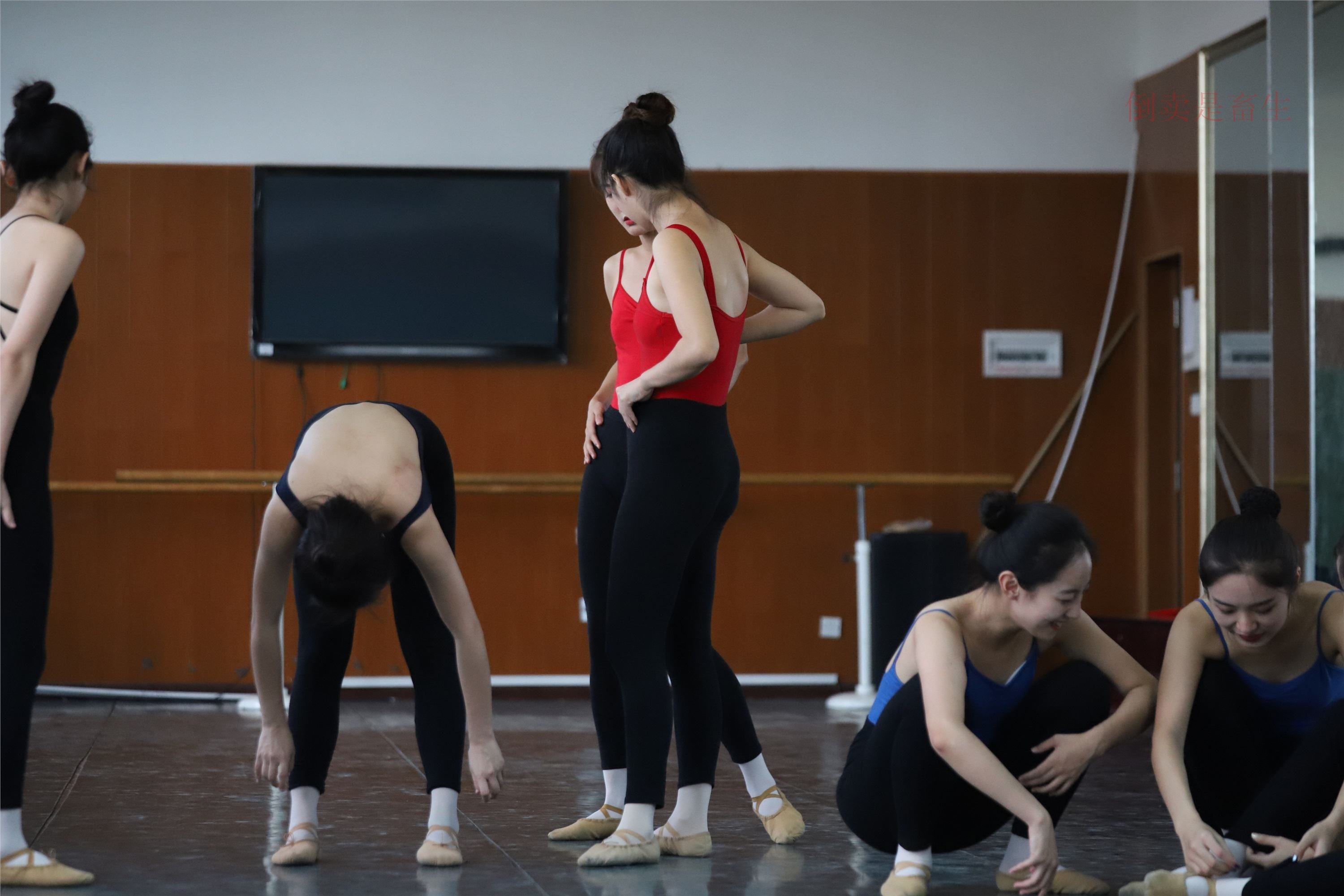 大西瓜美女图片 W003 舞蹈芭裤630p4