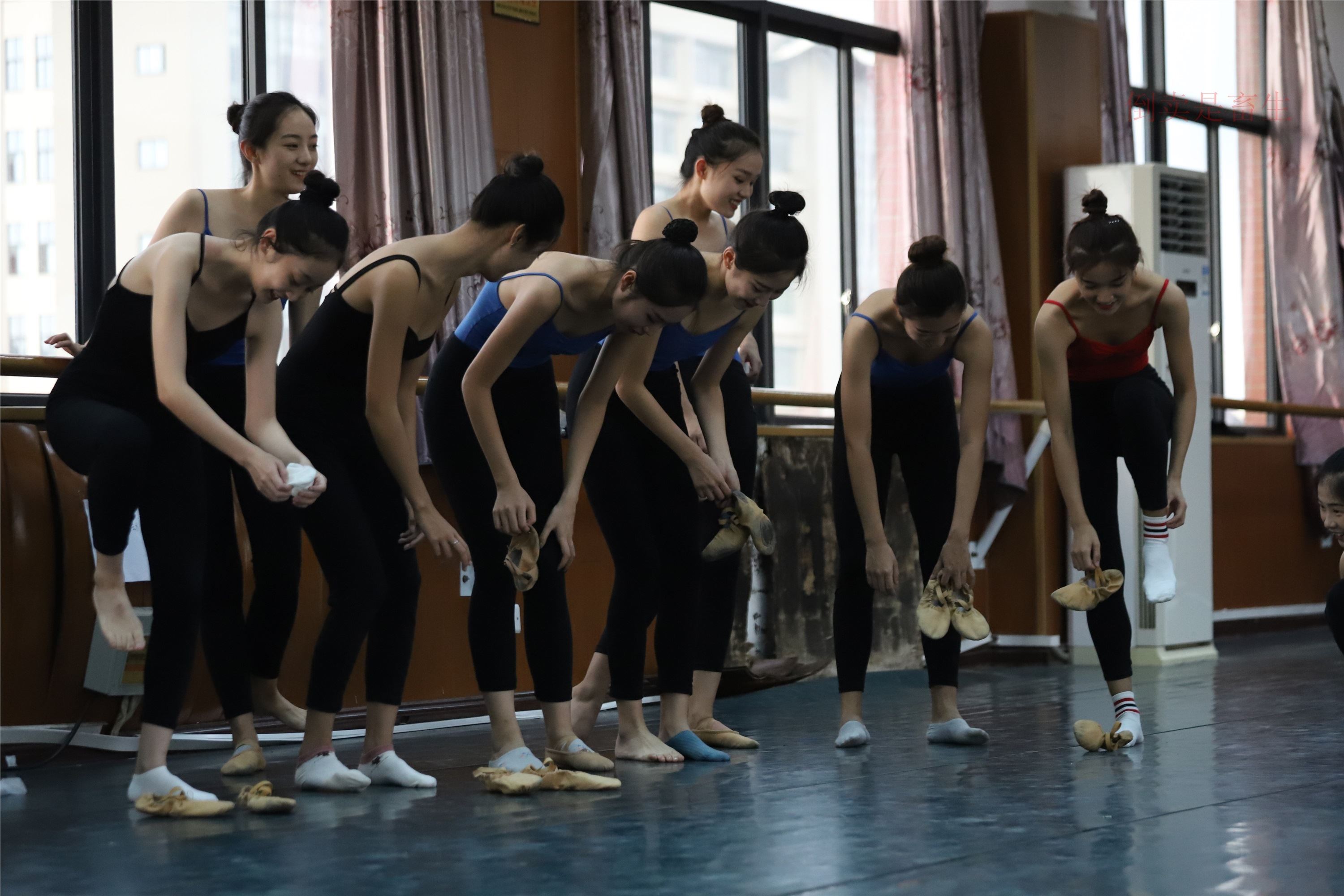 大西瓜美女图片 W003 舞蹈芭裤630p5