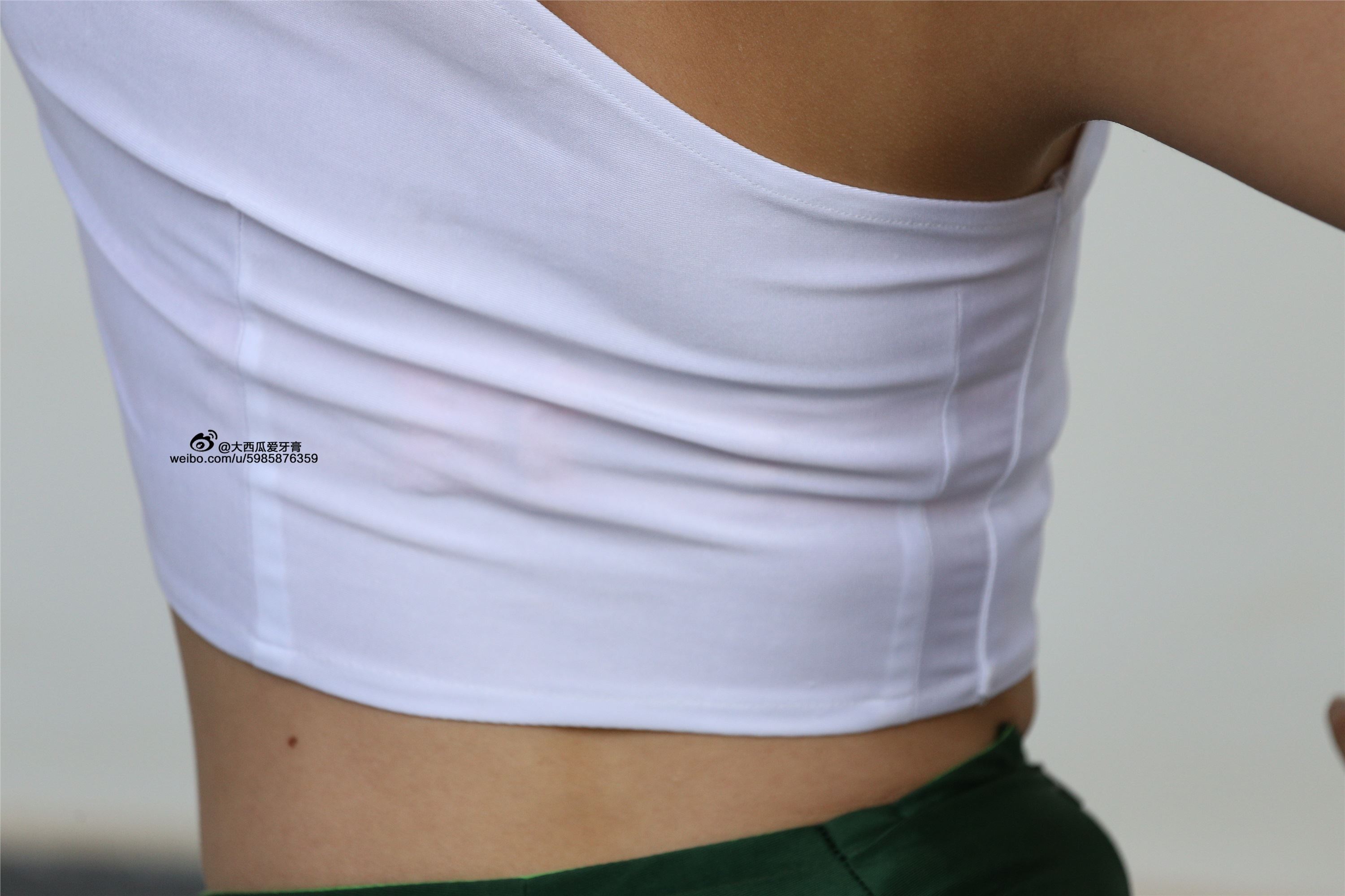 大西瓜美女图片 W006 舞蹈家1-文君 绿裙1