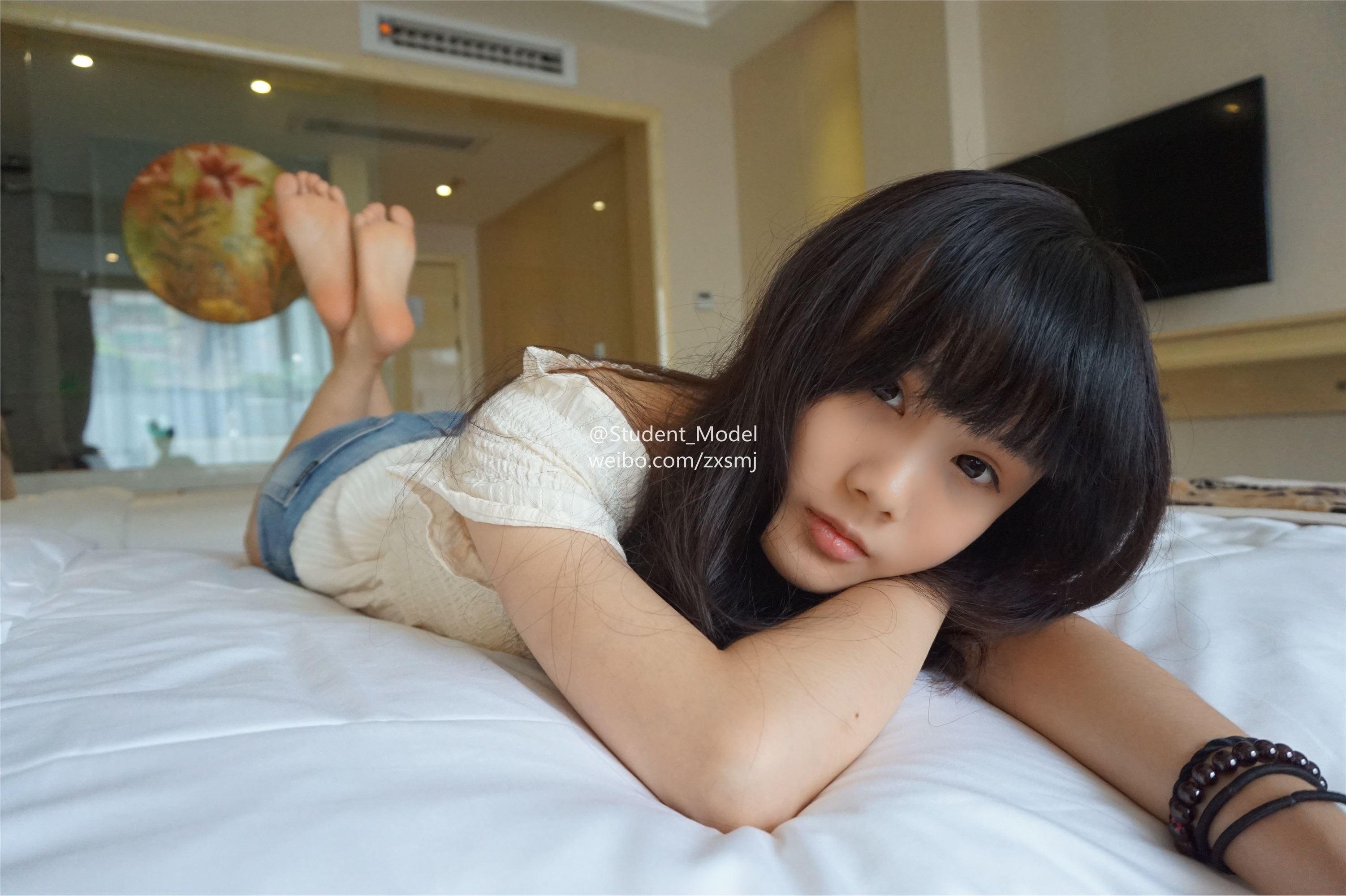 学生模特 套图 怪兽