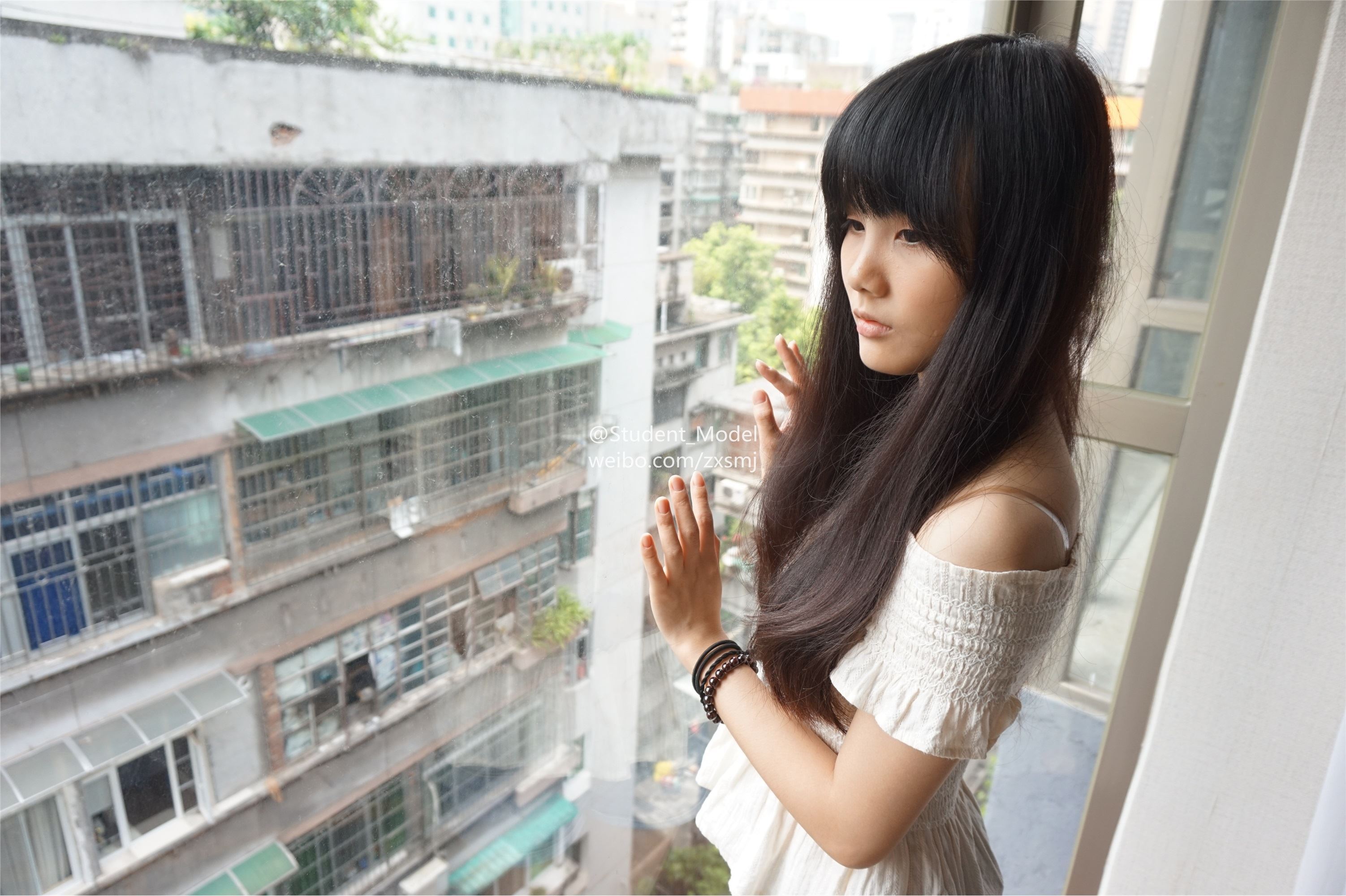 学生模特 套图 怪兽