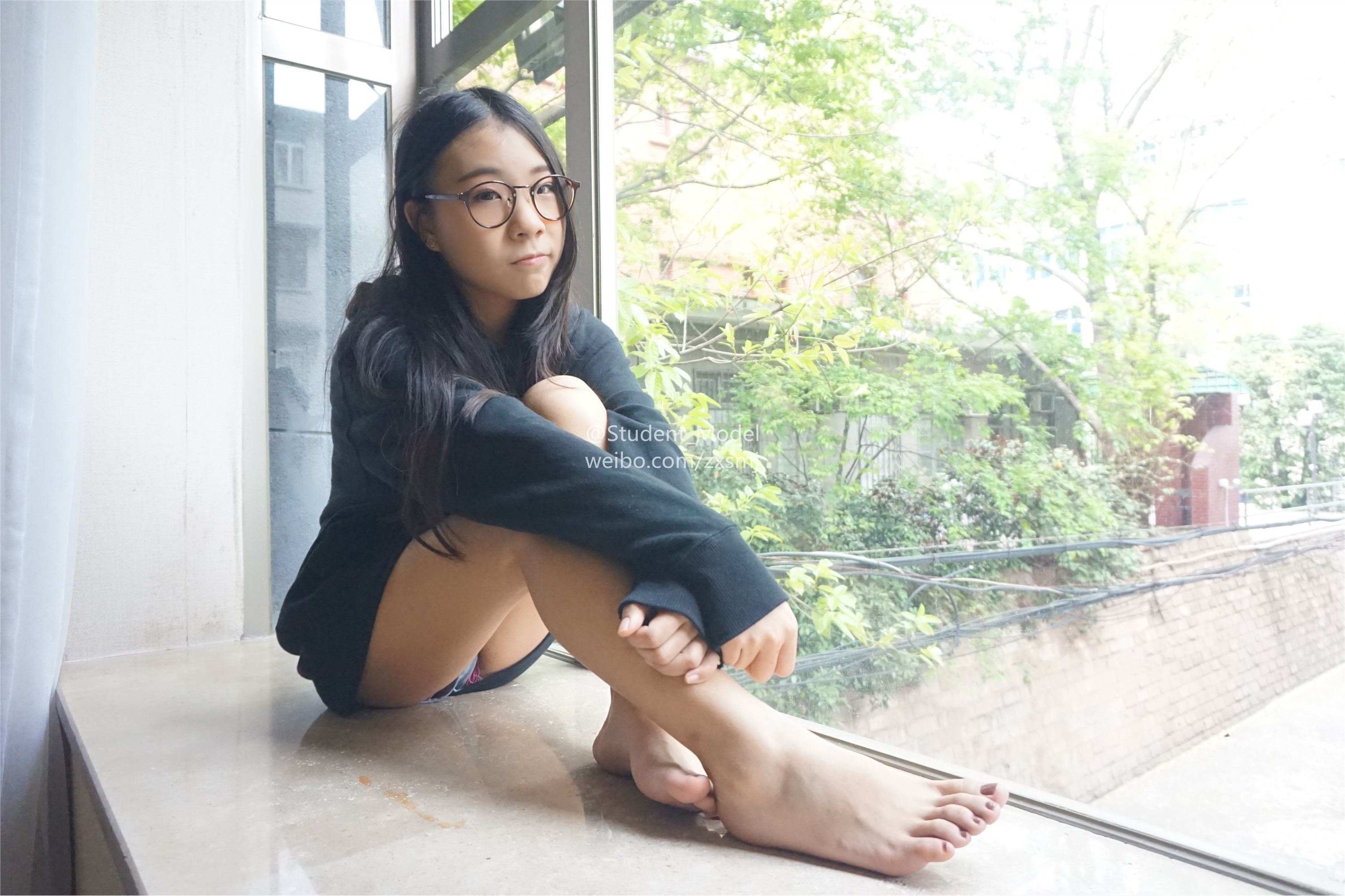 学生模特 套图 超嫩的小Q