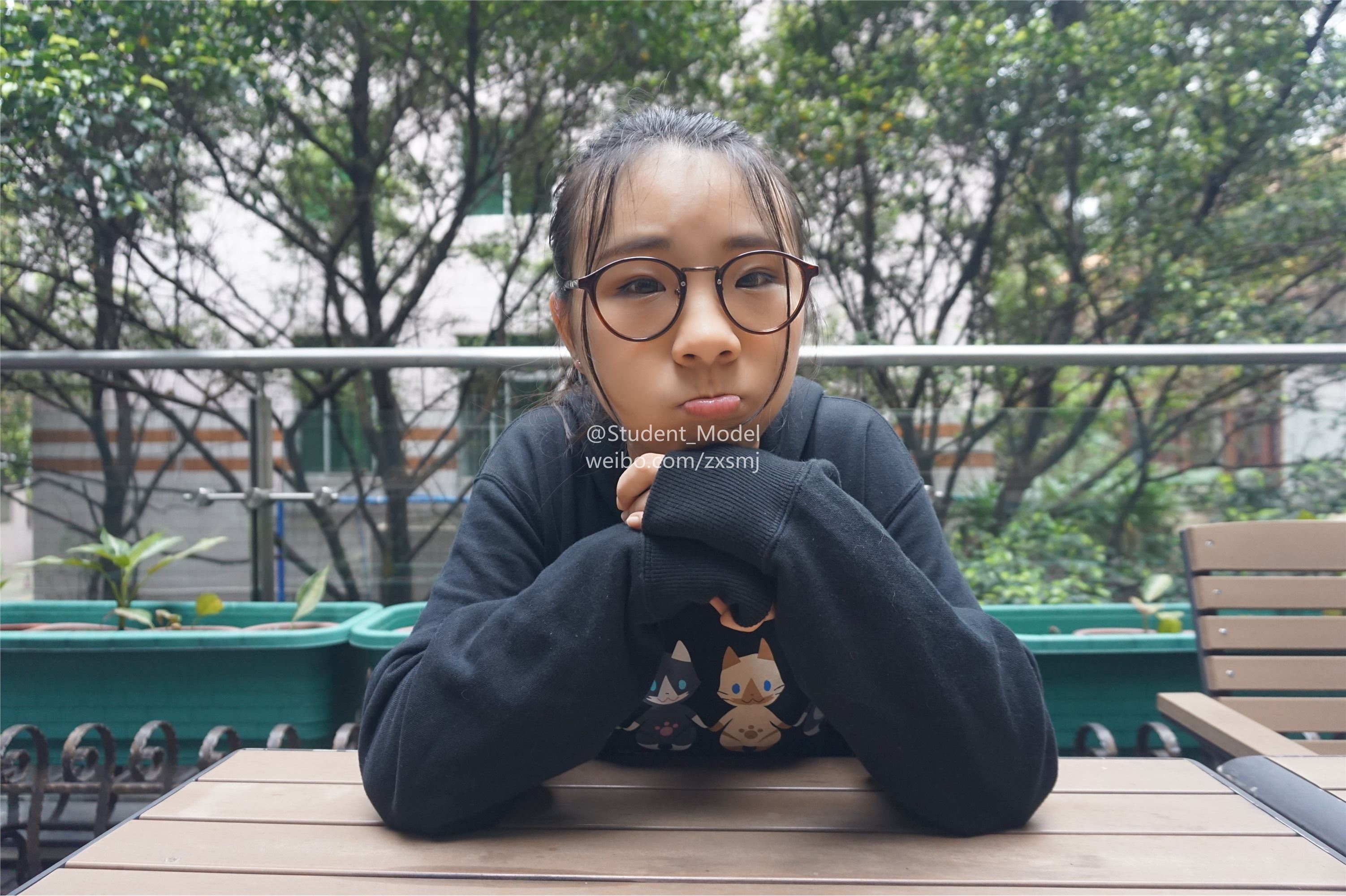 学生模特 套图 超嫩的小Q