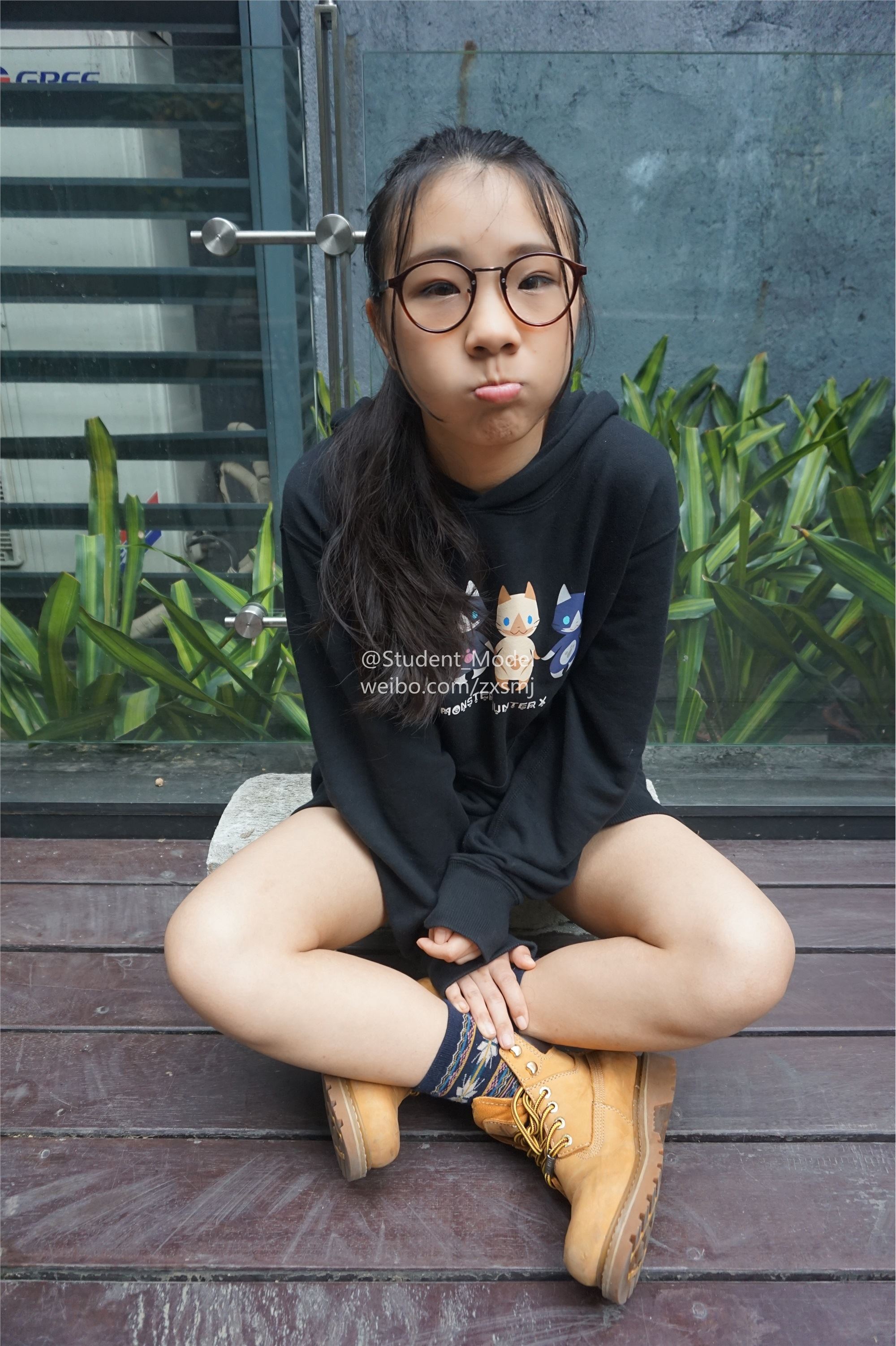学生模特 套图 超嫩的小Q