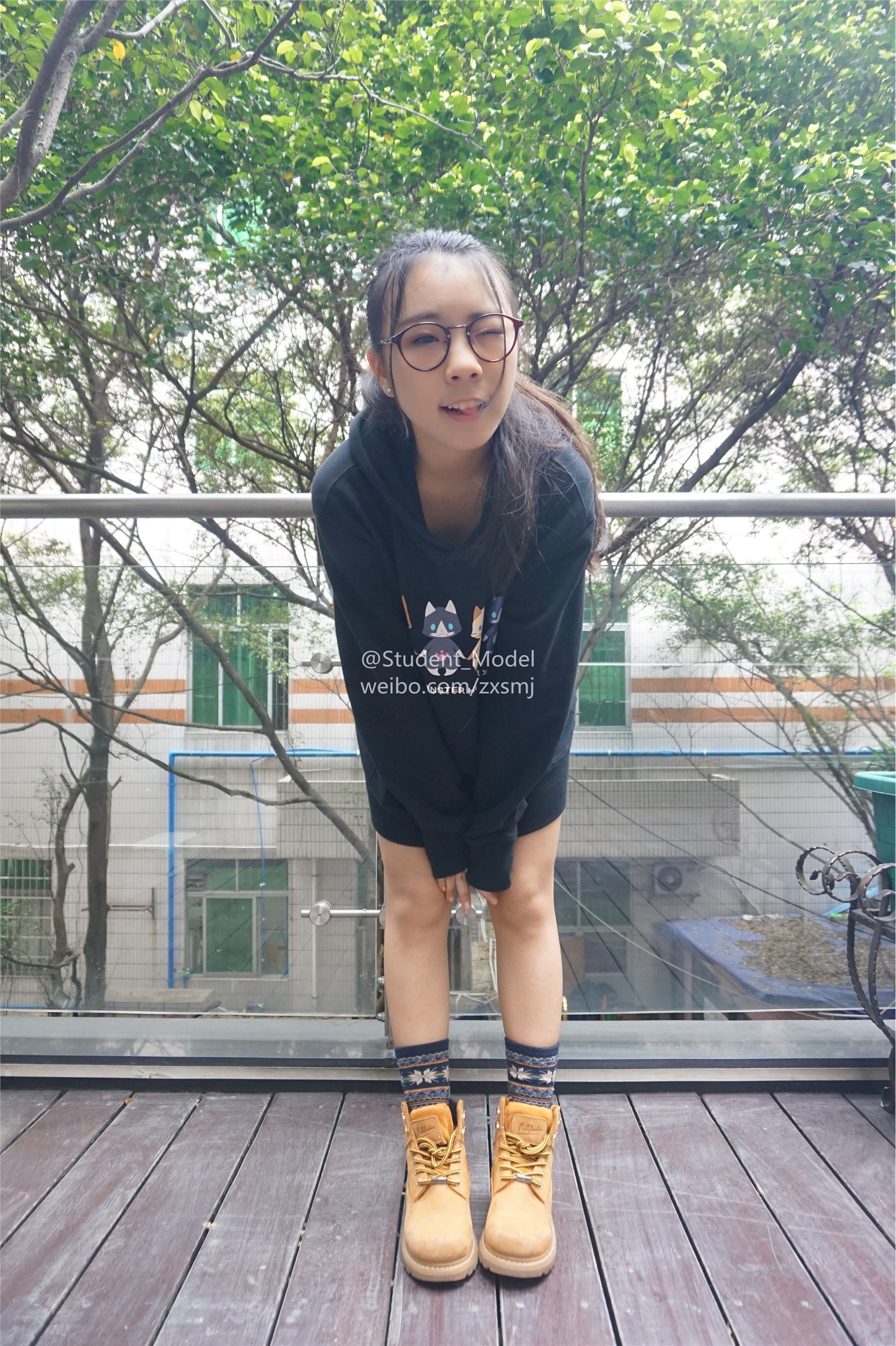 学生模特 套图 超嫩的小Q