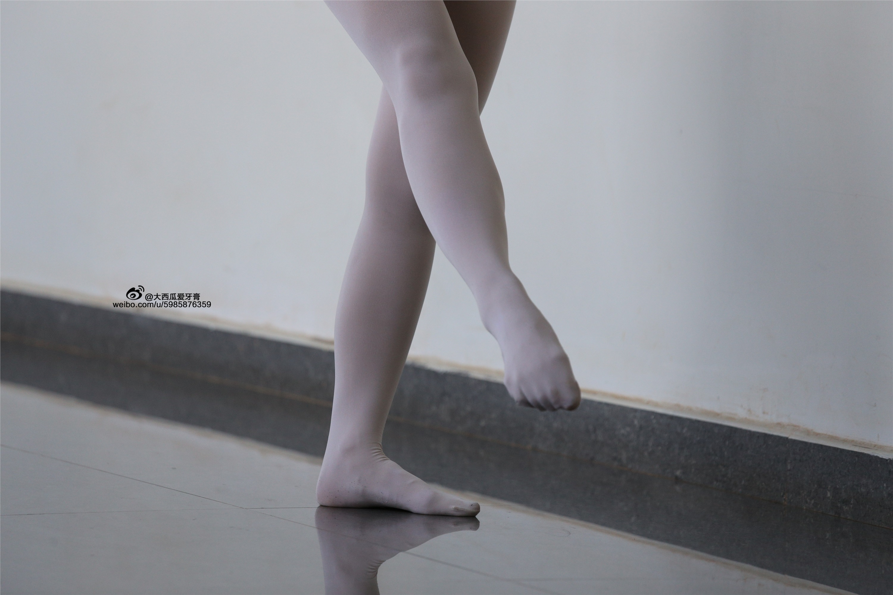 大西瓜美女图片 W008 舞蹈家1-文君32