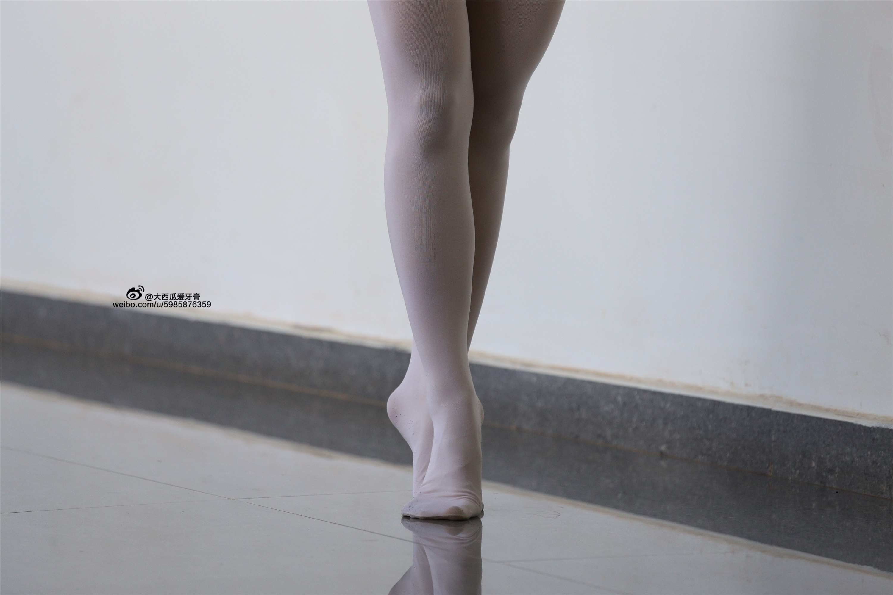 大西瓜美女图片 W008 舞蹈家1-文君32